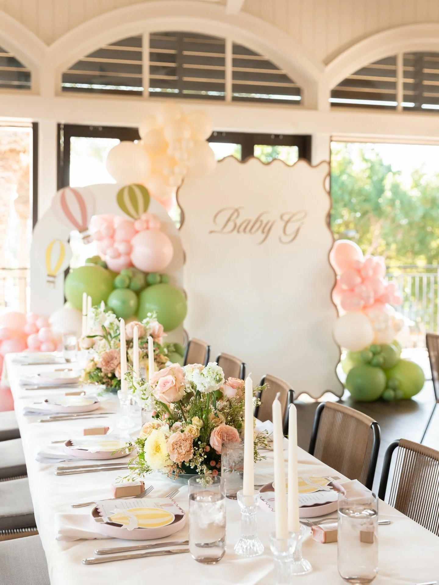 Recent photos from Cata&rsquo;s gorgeous baby shower in the private room at Tommy Bahama&rsquo;s restaurant which is truly such a hidden gem in North Scottsdale for events like these. Especially when @lifeofthepartyaz transforms the space with her be