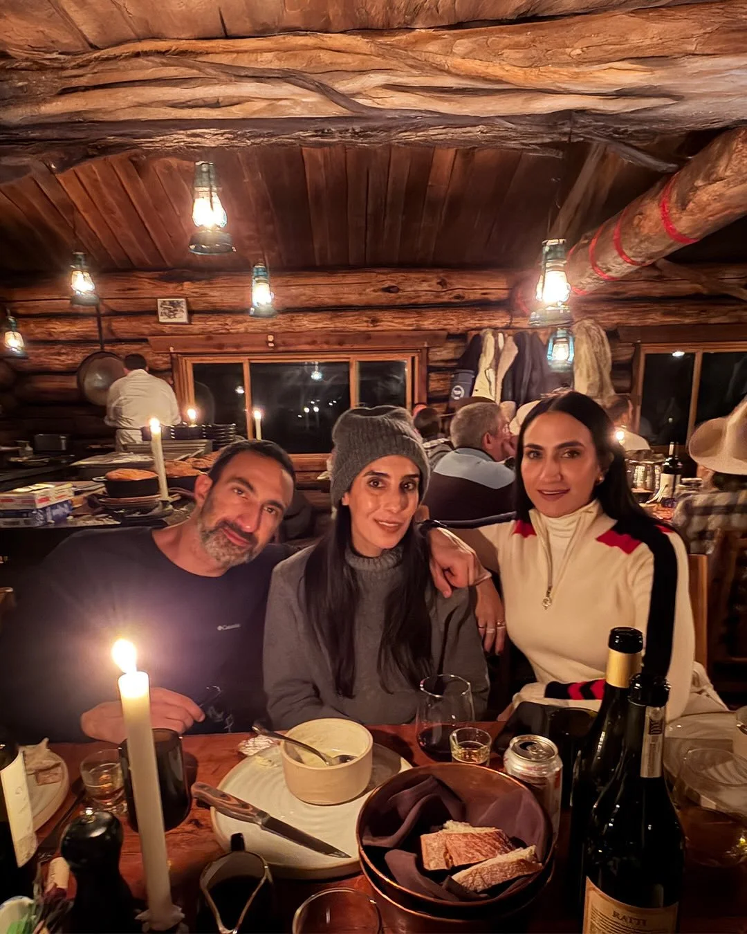 Last week, I had one of those magical dining experiences you never forget. We took a horse-drawn sleigh ride through the snow to a lantern-lit log cabin. Dinner was loud, communal, and unfussy. Prime rib, an incredible turkey pot pie, soup, bread, an