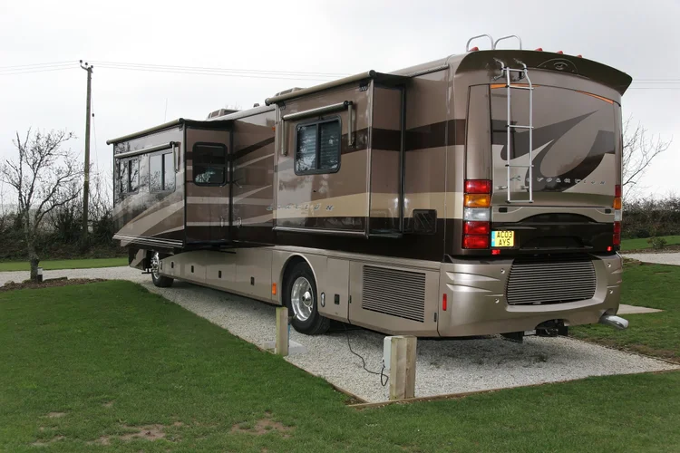 Habitat RV & Motorcoach Resort - RV Campground in Okanagan