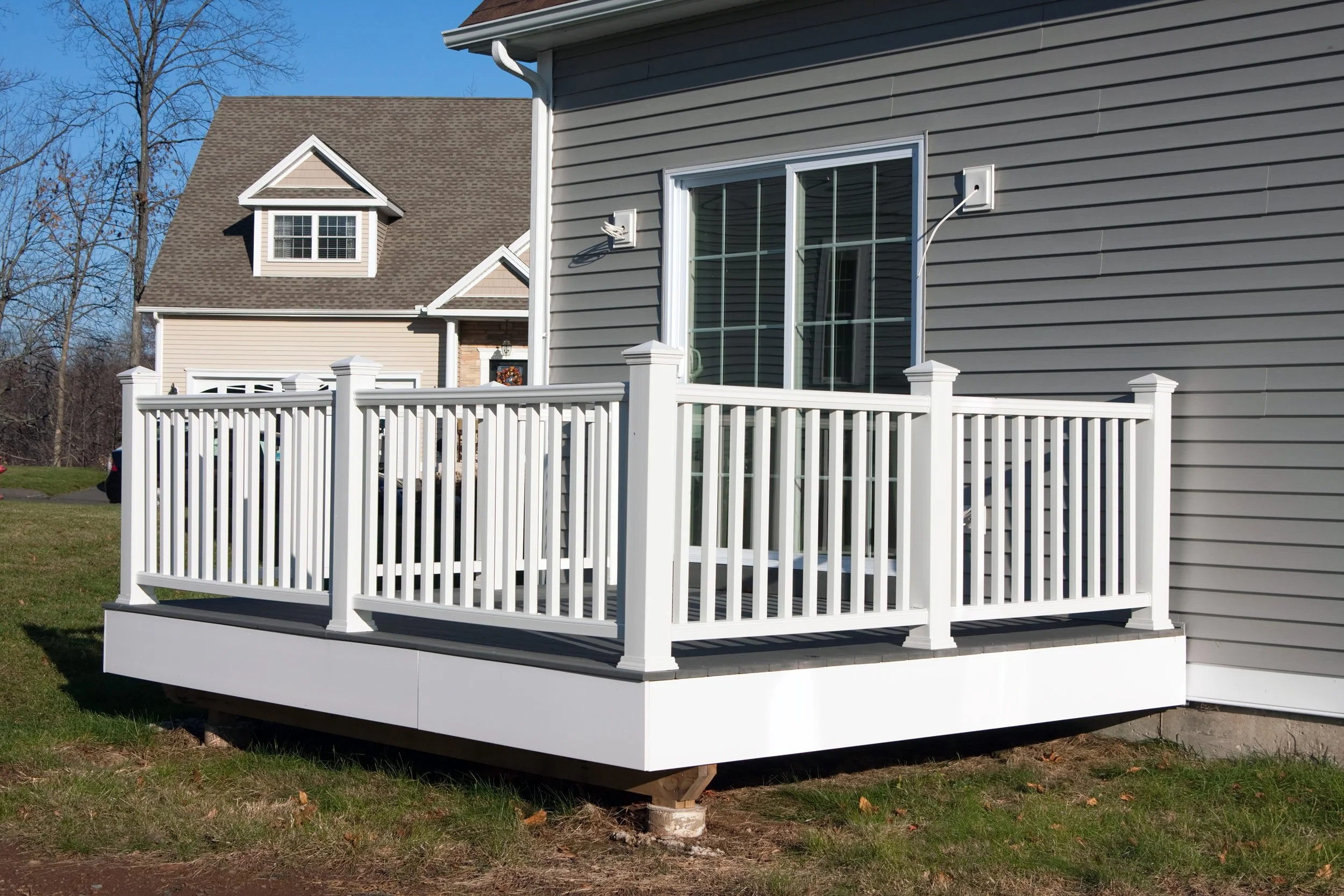 Deck patio.jpeg