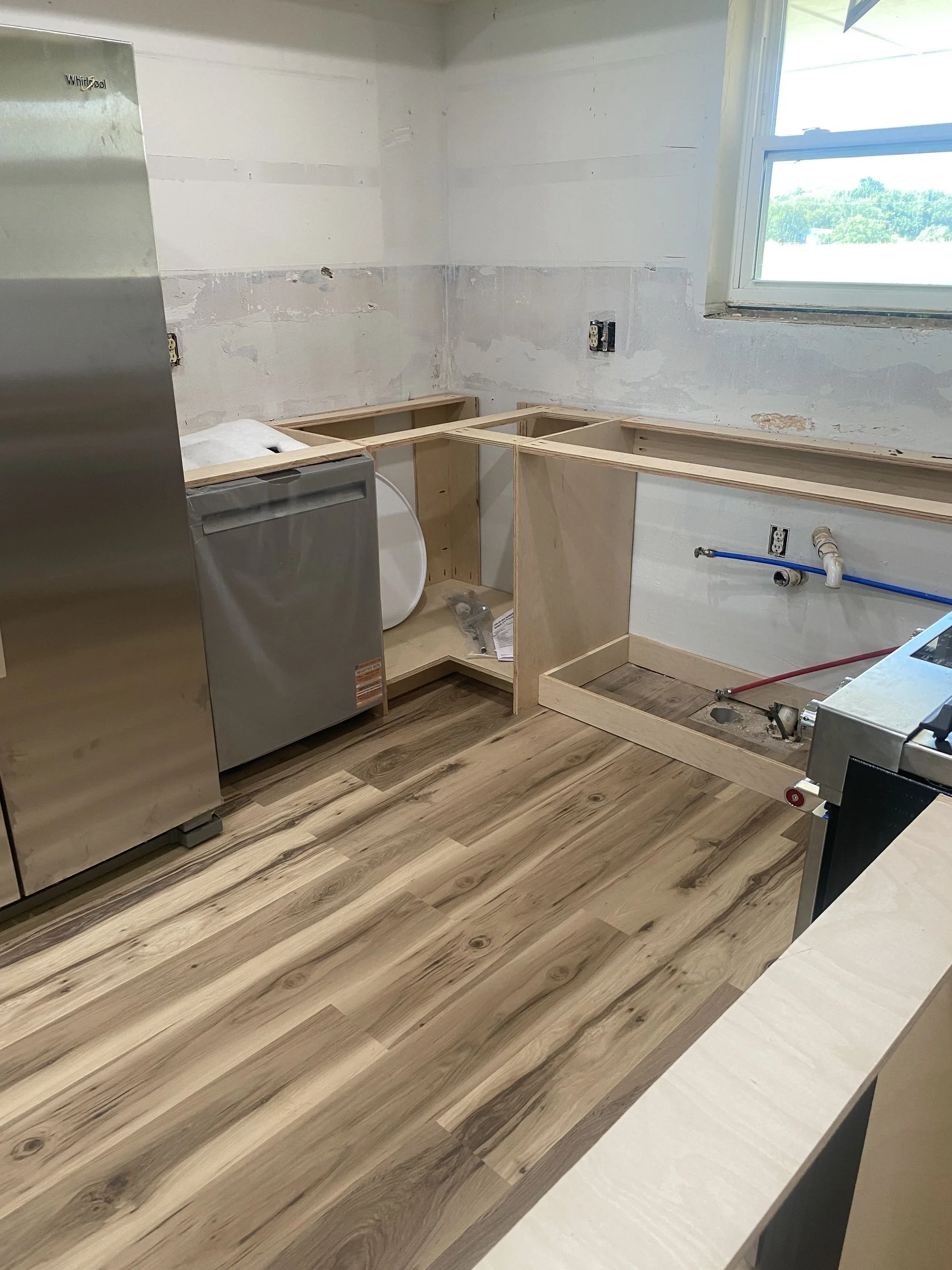 Mustang OK 25 new floors and kitchen progress