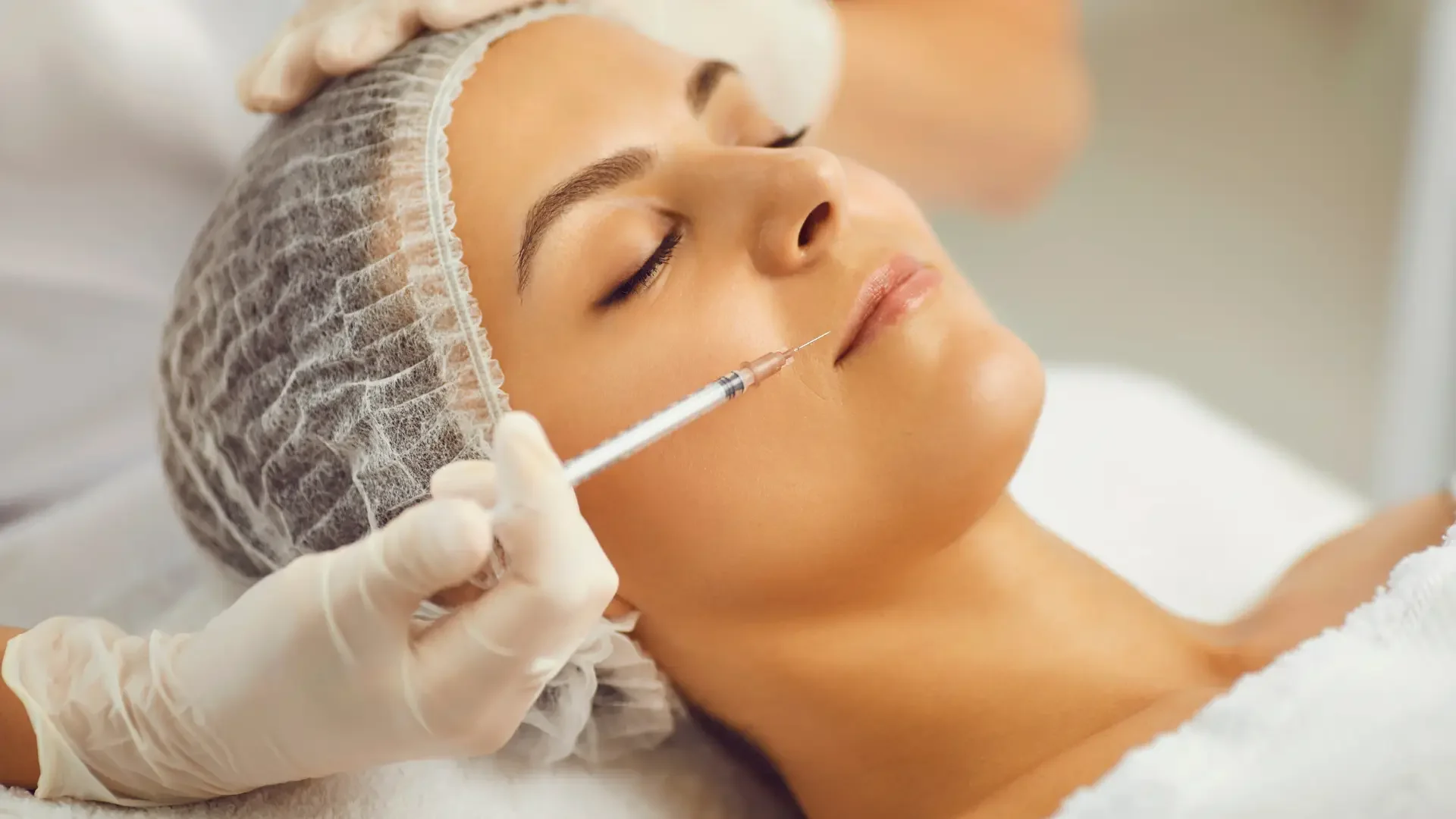 Plastic Surgery in Edmonton: A Patient's Guide to Procedures, Surgeons, and What to Expect