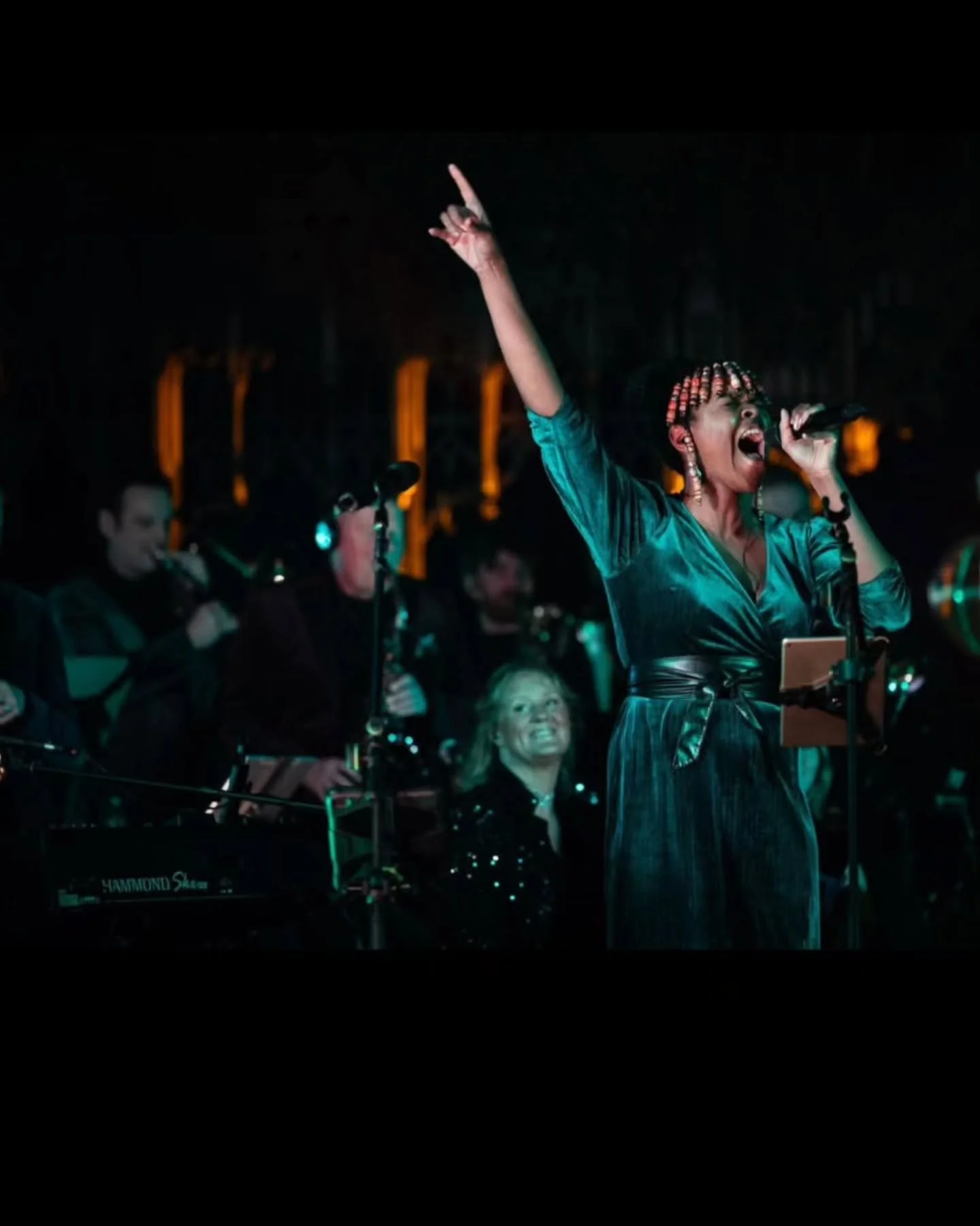 It has now been a year since I became part of this beautiful family called Soul Brothers Syndicate, alongside the very talented @itsdarrellsmith @fridatouray and @gracecurranmusic We have had some serious fun together, and today we were featured in t