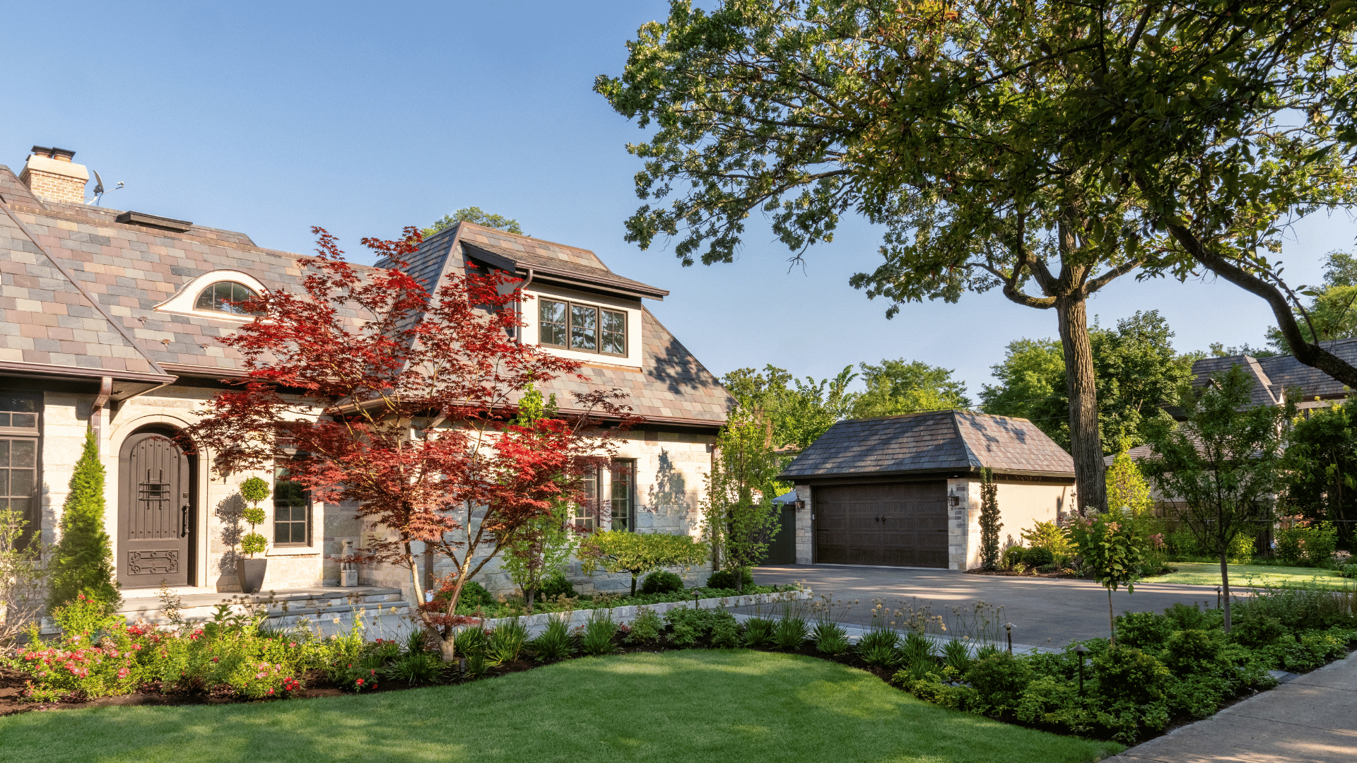Winnetka IL Junker Residence Front Yard Landscape Design Japanese Maple pappas company construction landscape design landscaping