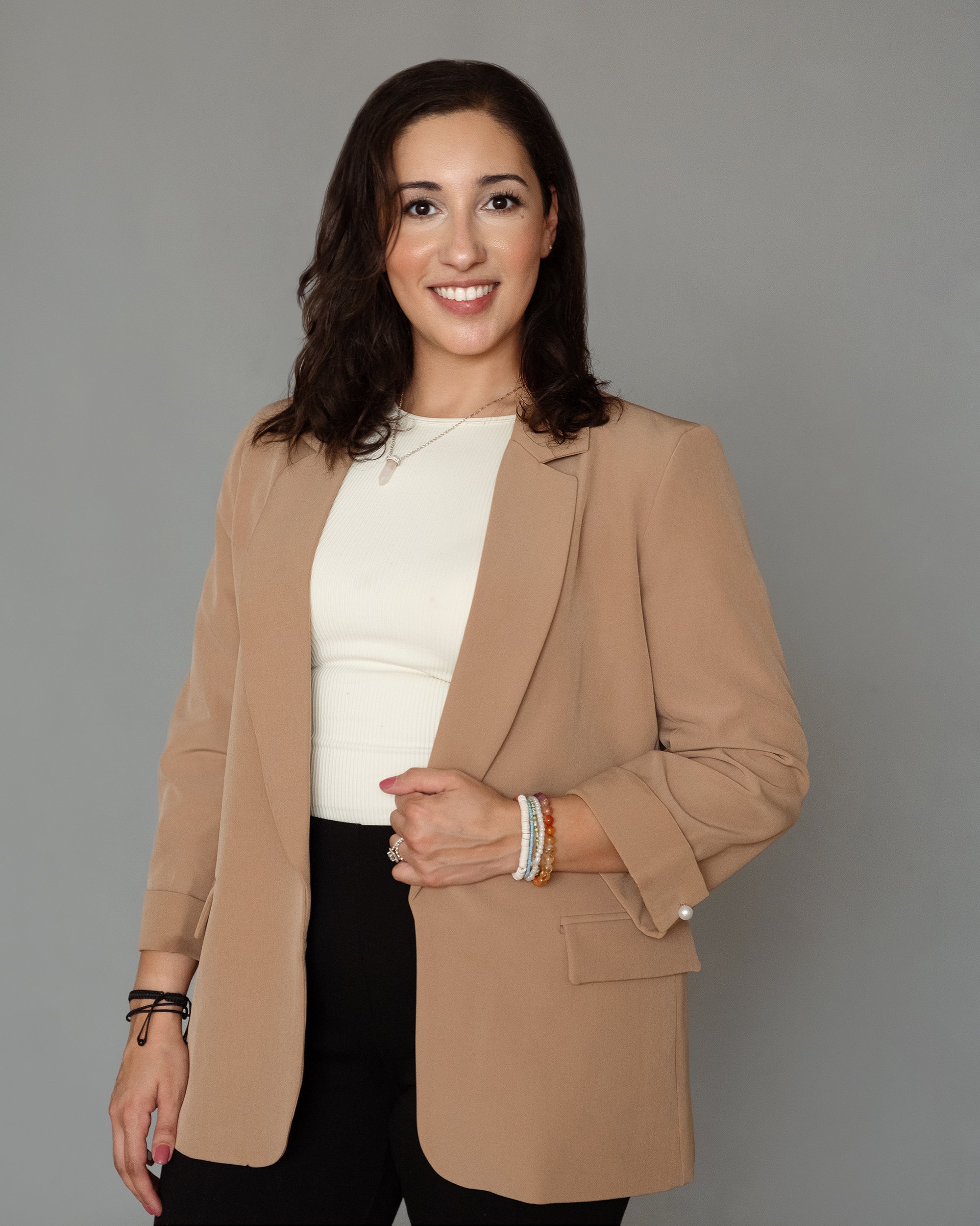 Dadiana Lopez LCSW, EMDR Therapist for Intergenerational Trauma