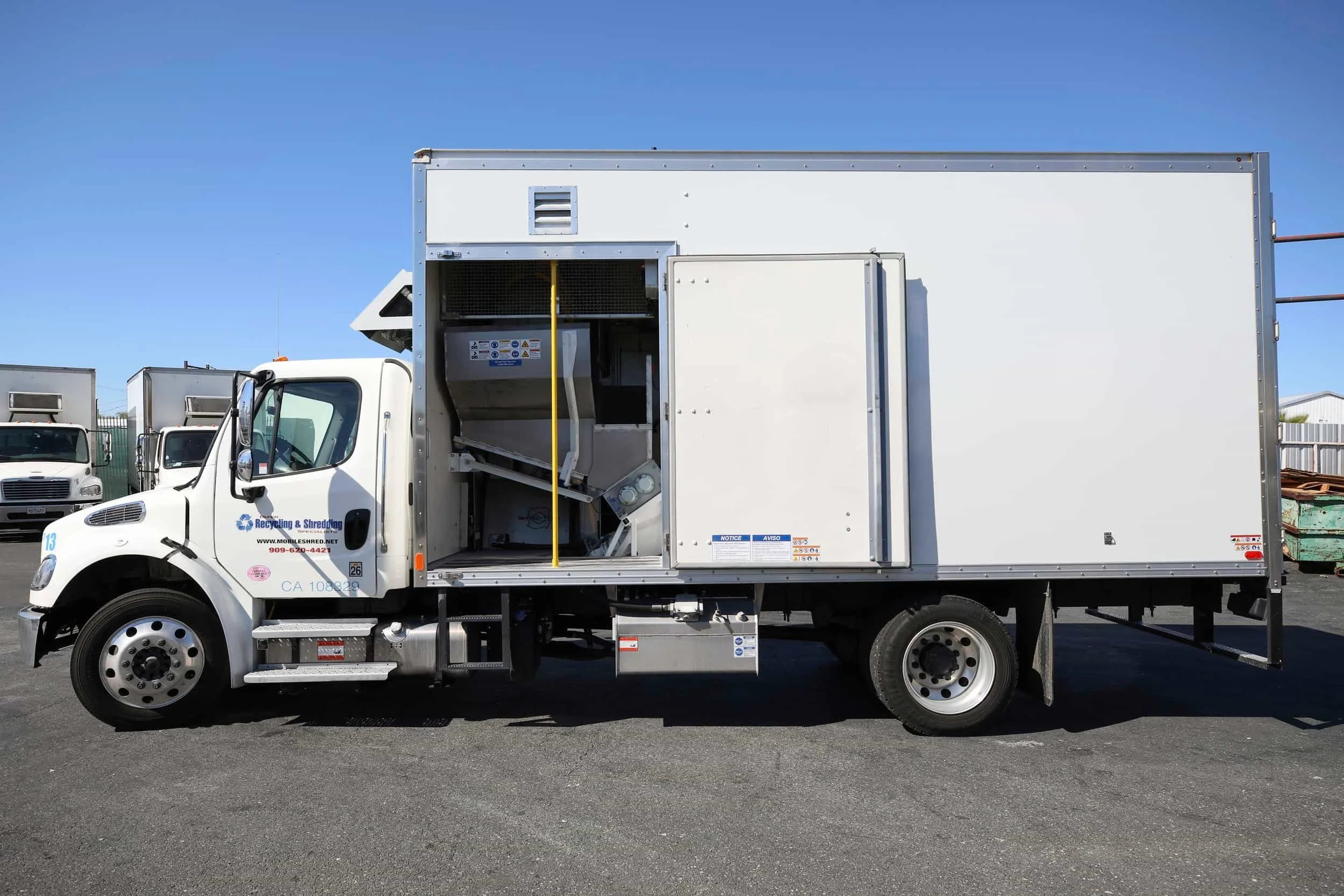 MDS-3 Shred truck with side door open