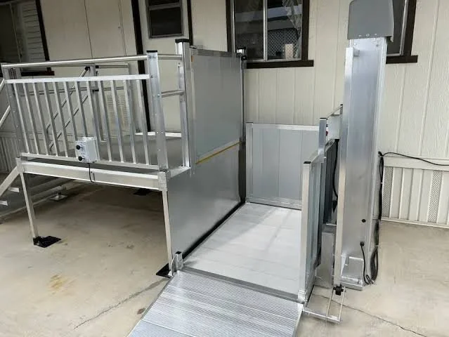 Choosing the Right Vertical Platform Lift for Your Needs