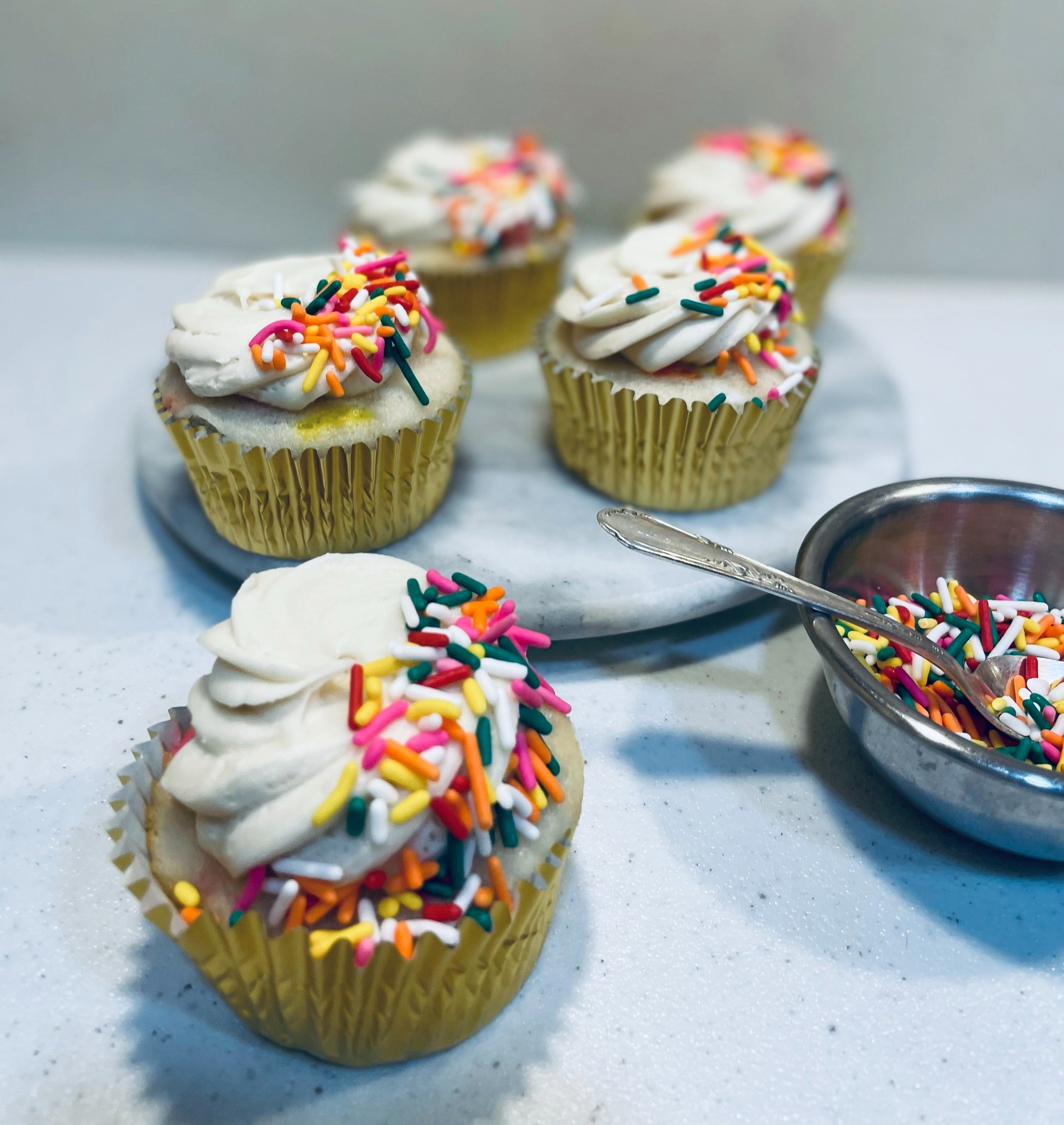 funfetti+cupcakes.jpg
