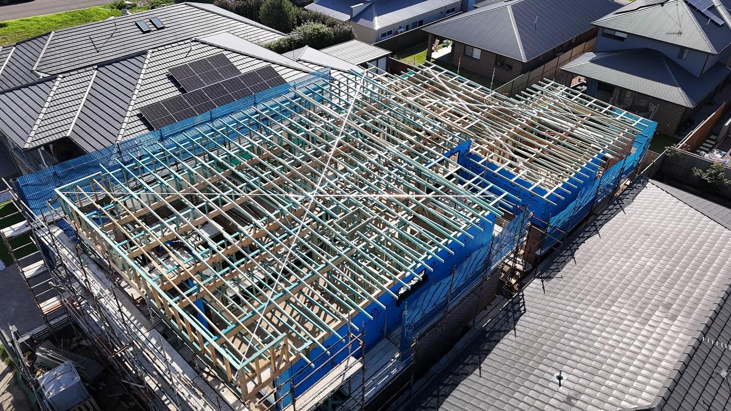 The year is flying by because the SGS Crews are on fire!🔥 

Check out this double-storey we&rsquo;ve smashed out in Gables &mdash; all thanks to the hard work of our powerhouse teams.🙌

With large teams and over 30 years of combined experience, you