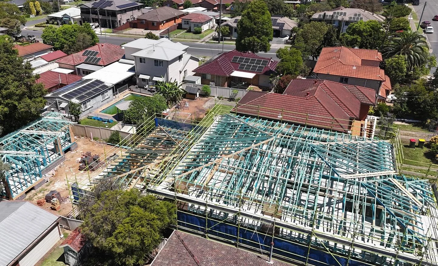 Structural Carpentry and Structural Steel now complete at Pendle Hill 🙌

Another double-storey dwelling and an additional secondary dwelling completed by the SGS team 💪

Quality, precision and teamwork &mdash; all in-house, all SGS, NO SUBBIES. 

S