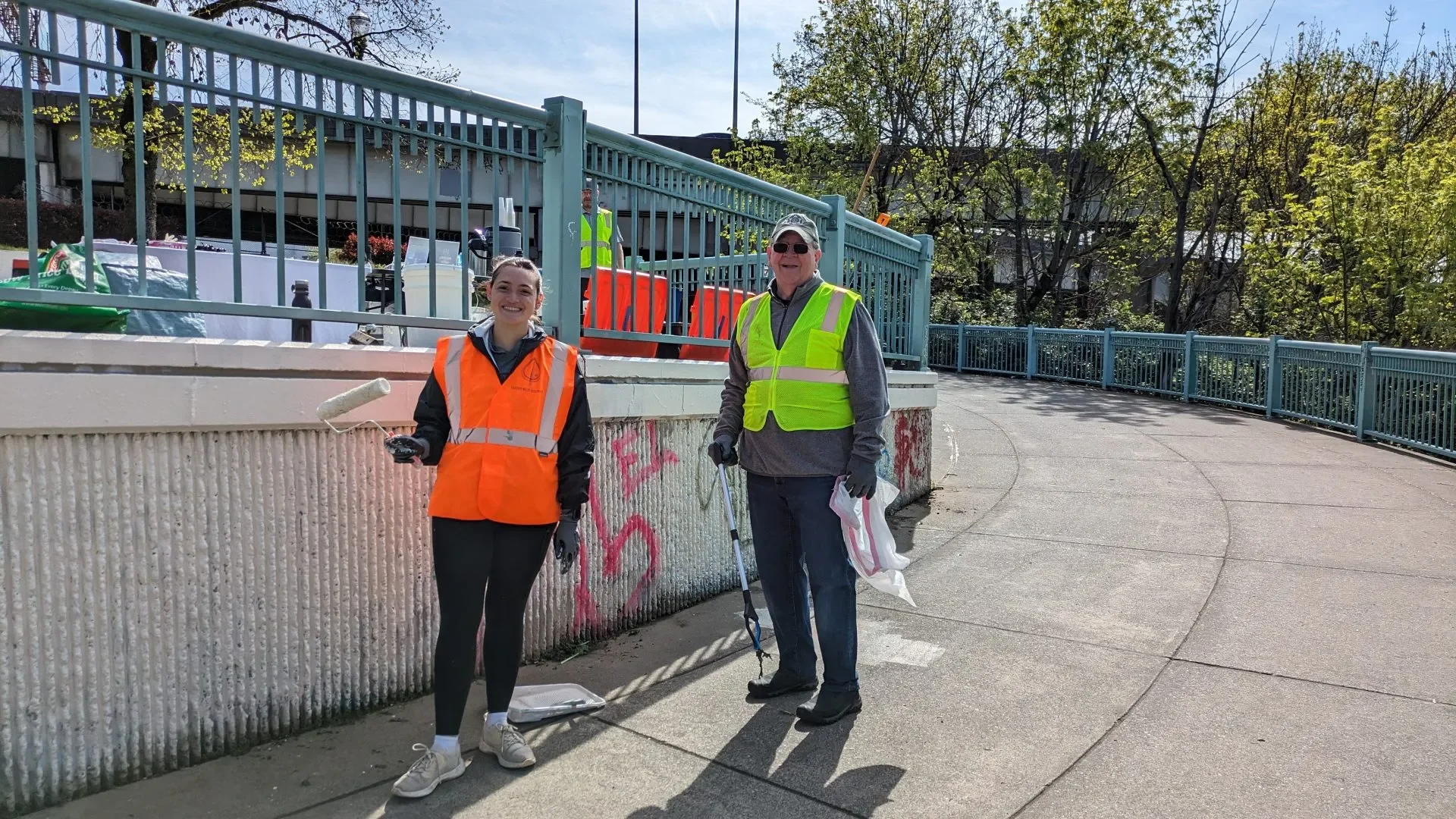 Peace Memorial Park / Lloyd EcoDistrict March Cleanup