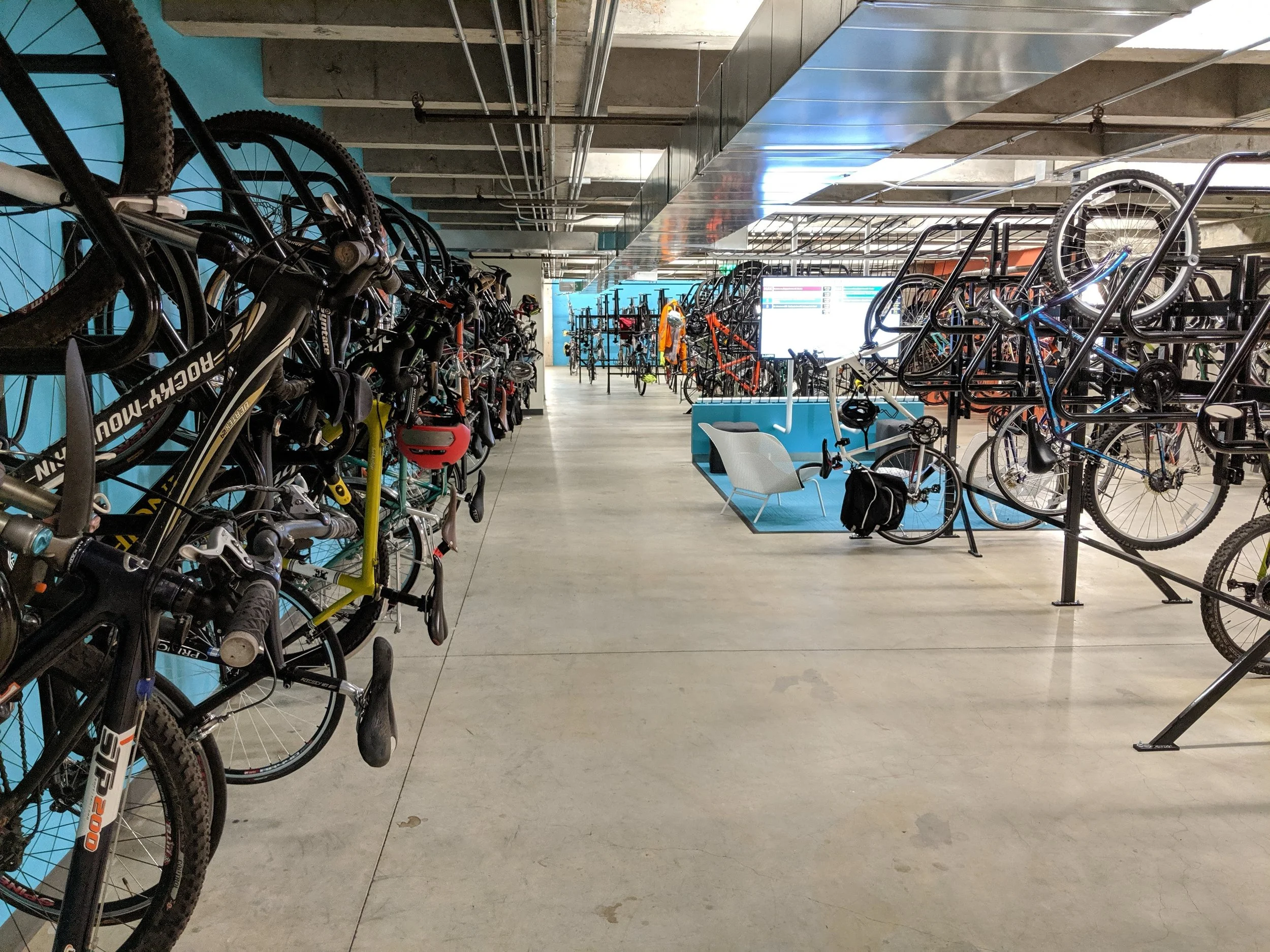 Toronto Union Station Bike Parking Bike Rack City: Over 10,261