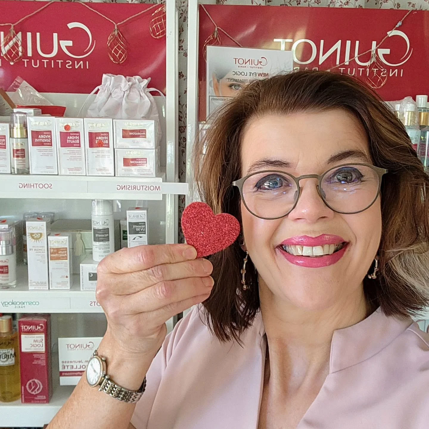 ❤️Happy Valentine's Day to everyone. 

❤️Browse our page for Valentine Specials

#valentinespecial
#eltham_town