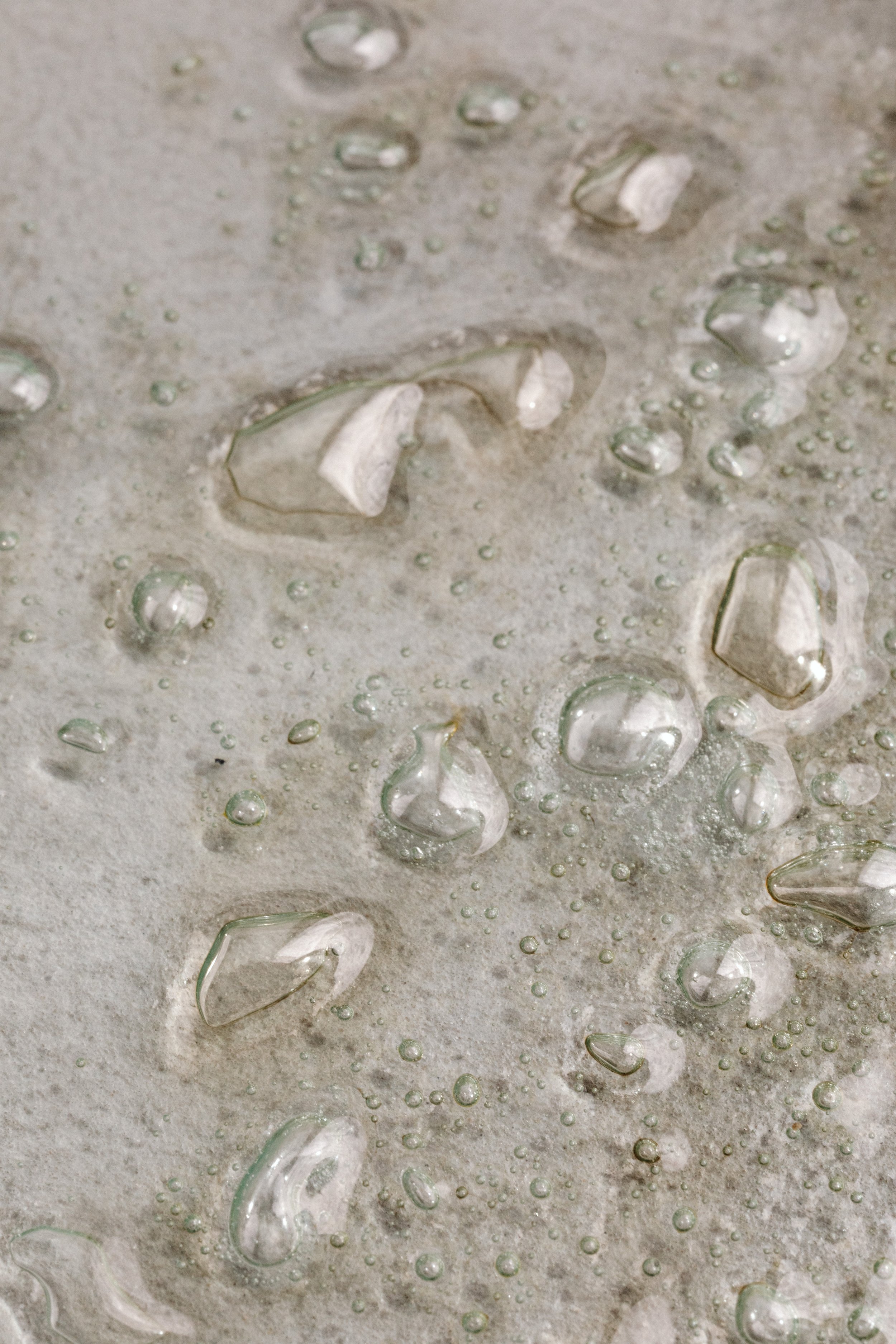 kaboompics_glass-surfaces-ornamental-texture-close-up-abstract-wallpaper-27012.jpg