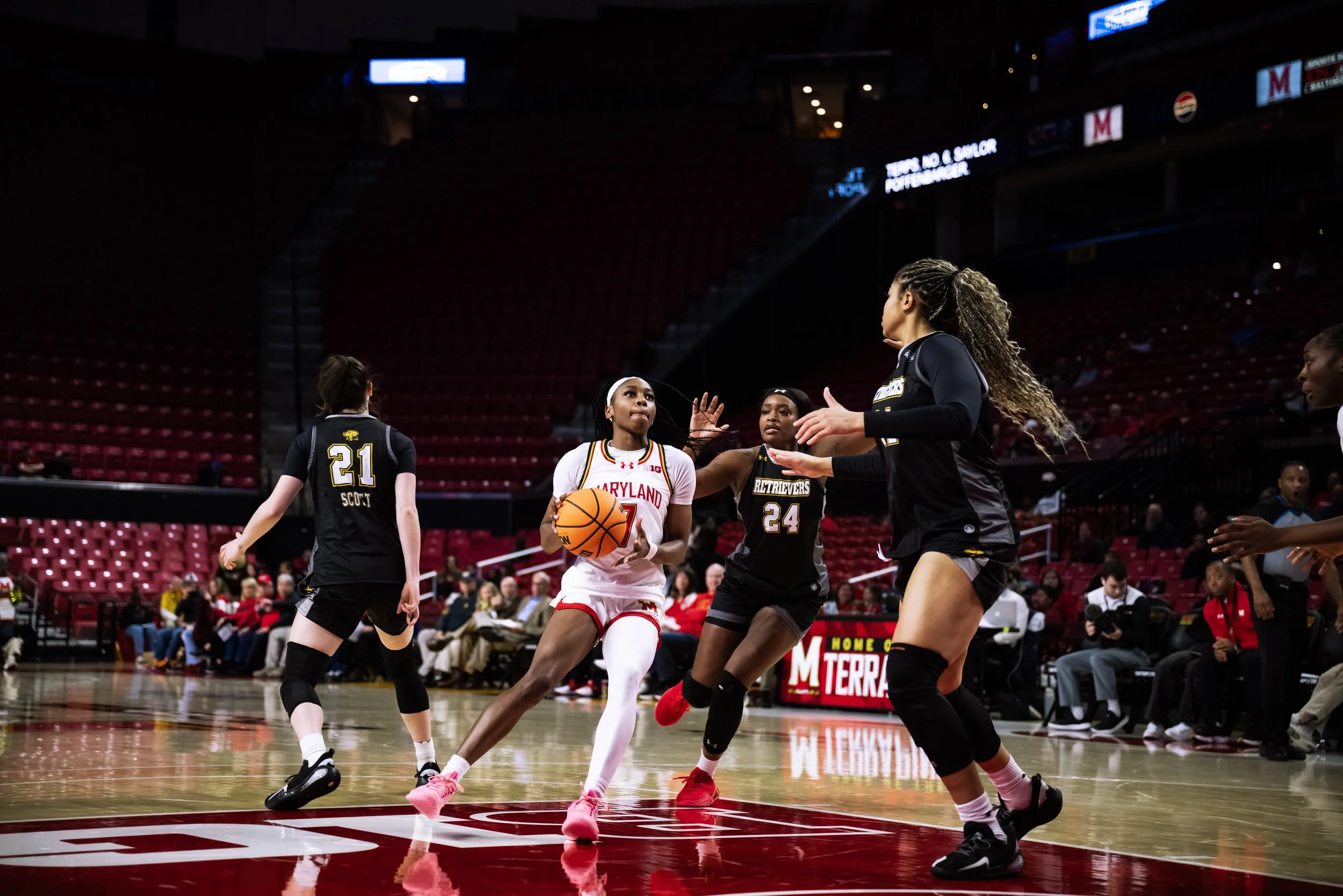 WBasketballvsUMBC20251106_MD_-34.jpg