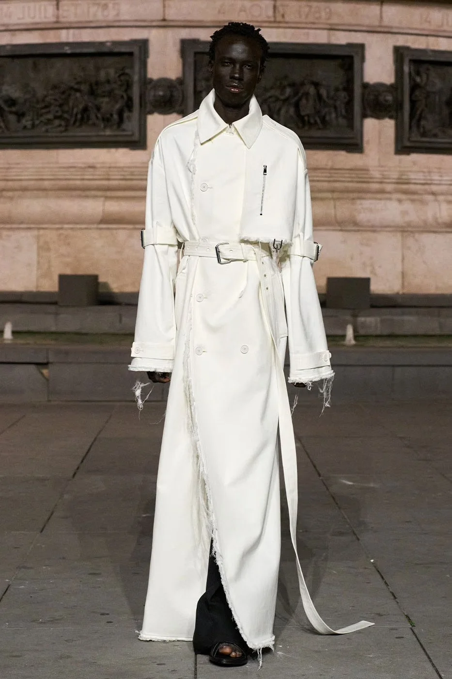 https---hypebeast.com-image-2026-10-01-matieres-fecales-the-ninety-nine-percent-ss27-paris-fashion-week-runway-collection-010.jpg