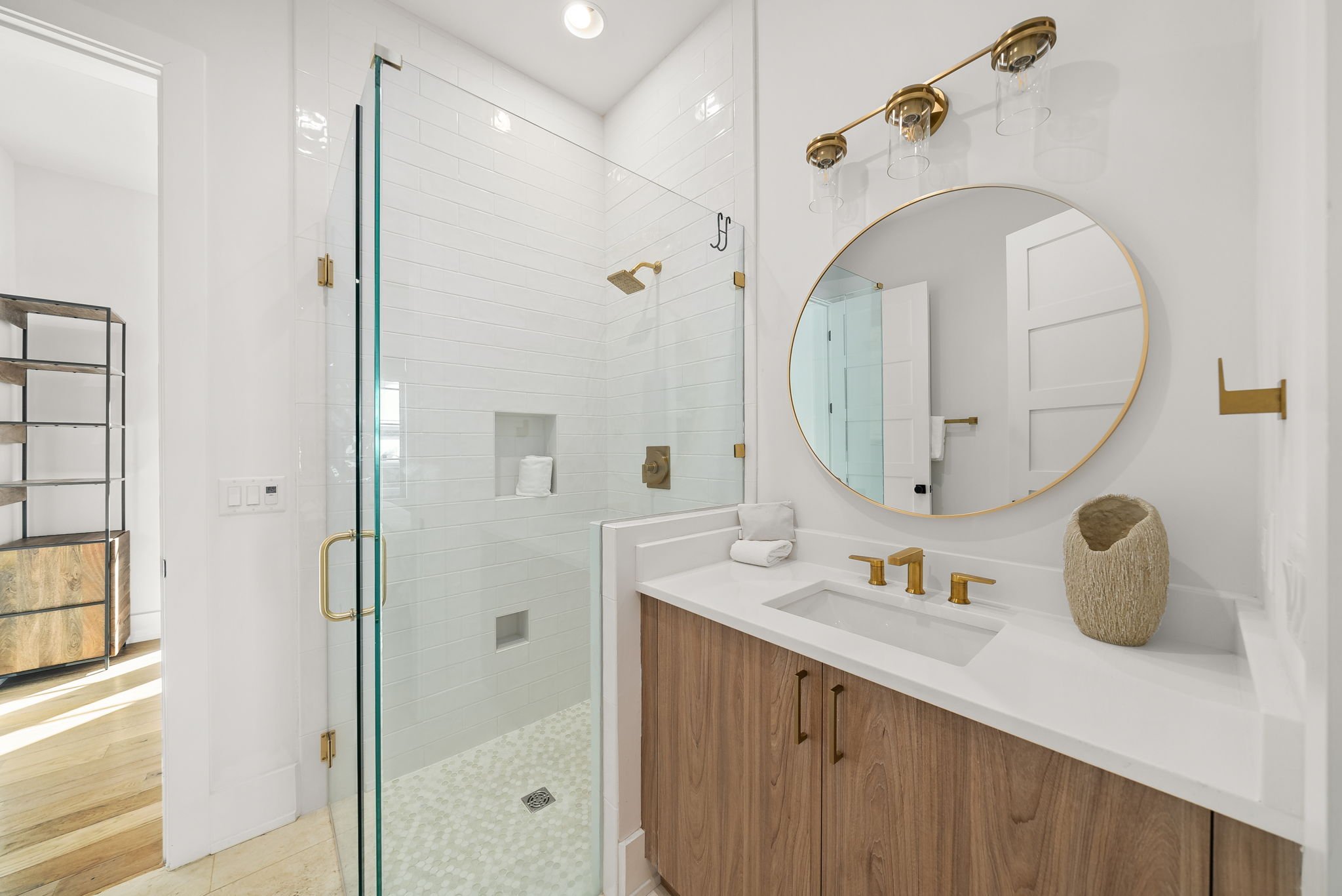 8-web-or-mls-373 Cypress Dr -08.jpg