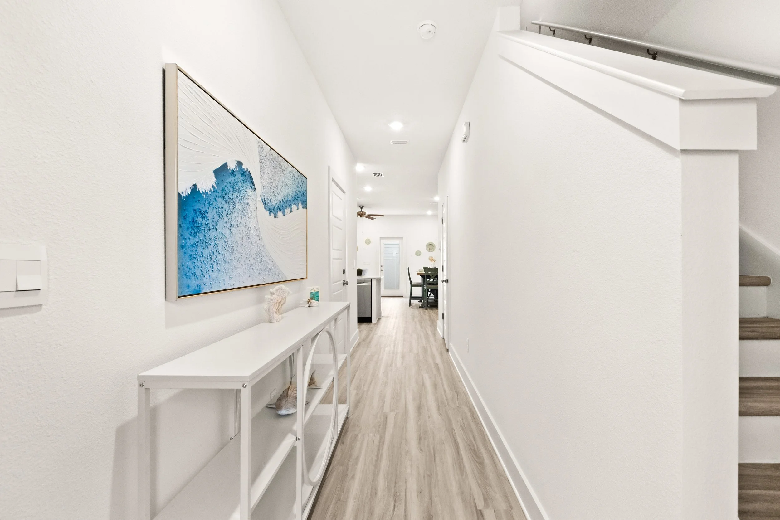 Entryway to 77 Mumba