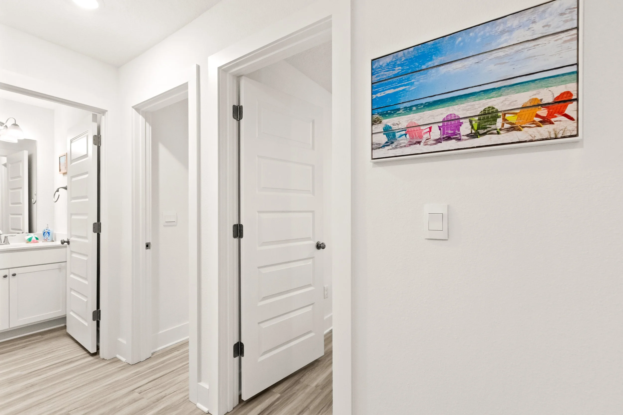 Hall to Bedrooms