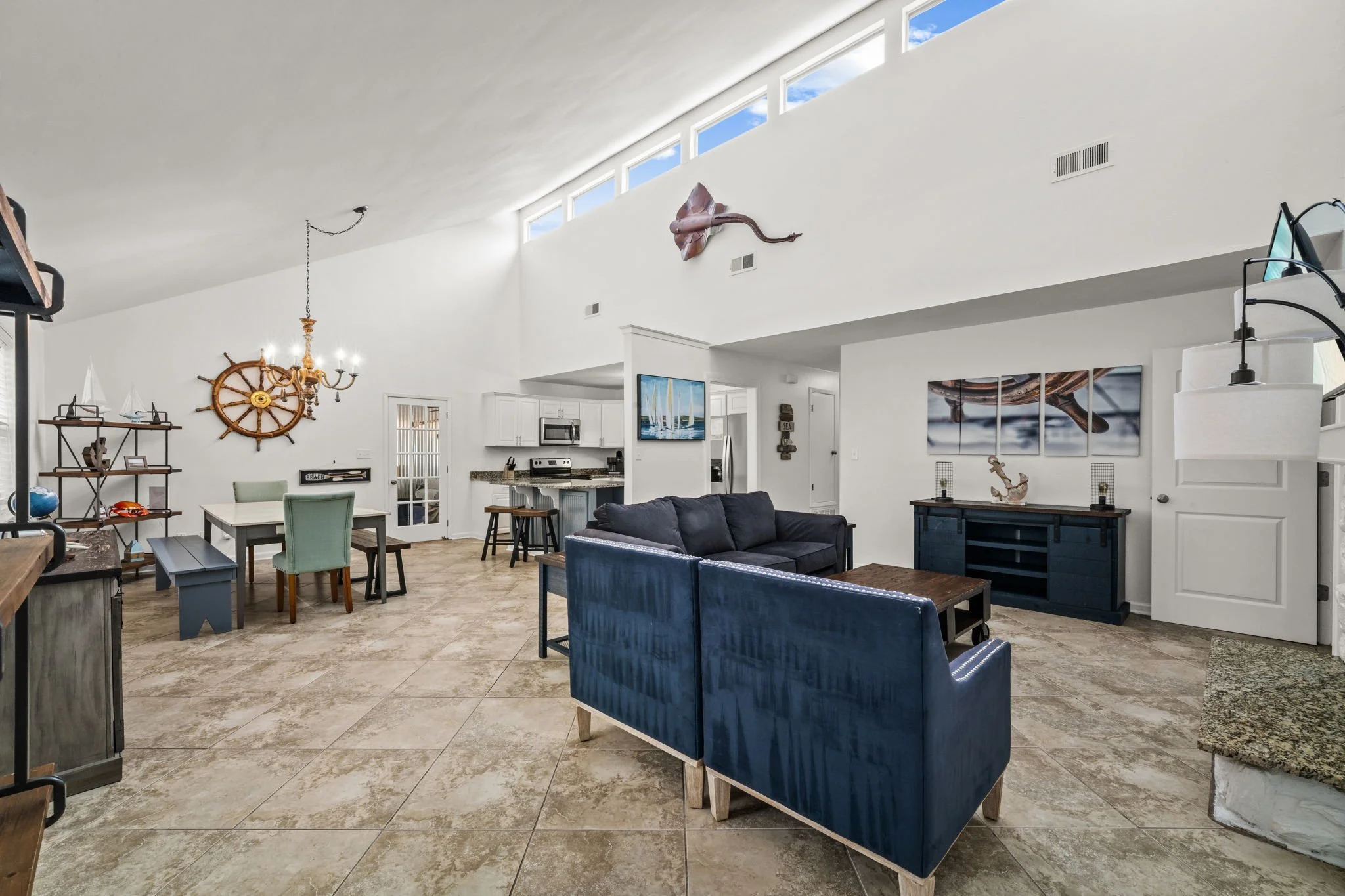 8-web-or-mls-PANHANDLE - 93 BEACH DR N - 02.jpg