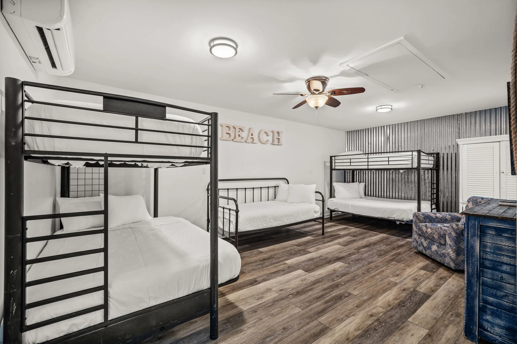 28-web-or-mls-PANHANDLE - 93 BEACH DR N - 21.jpg