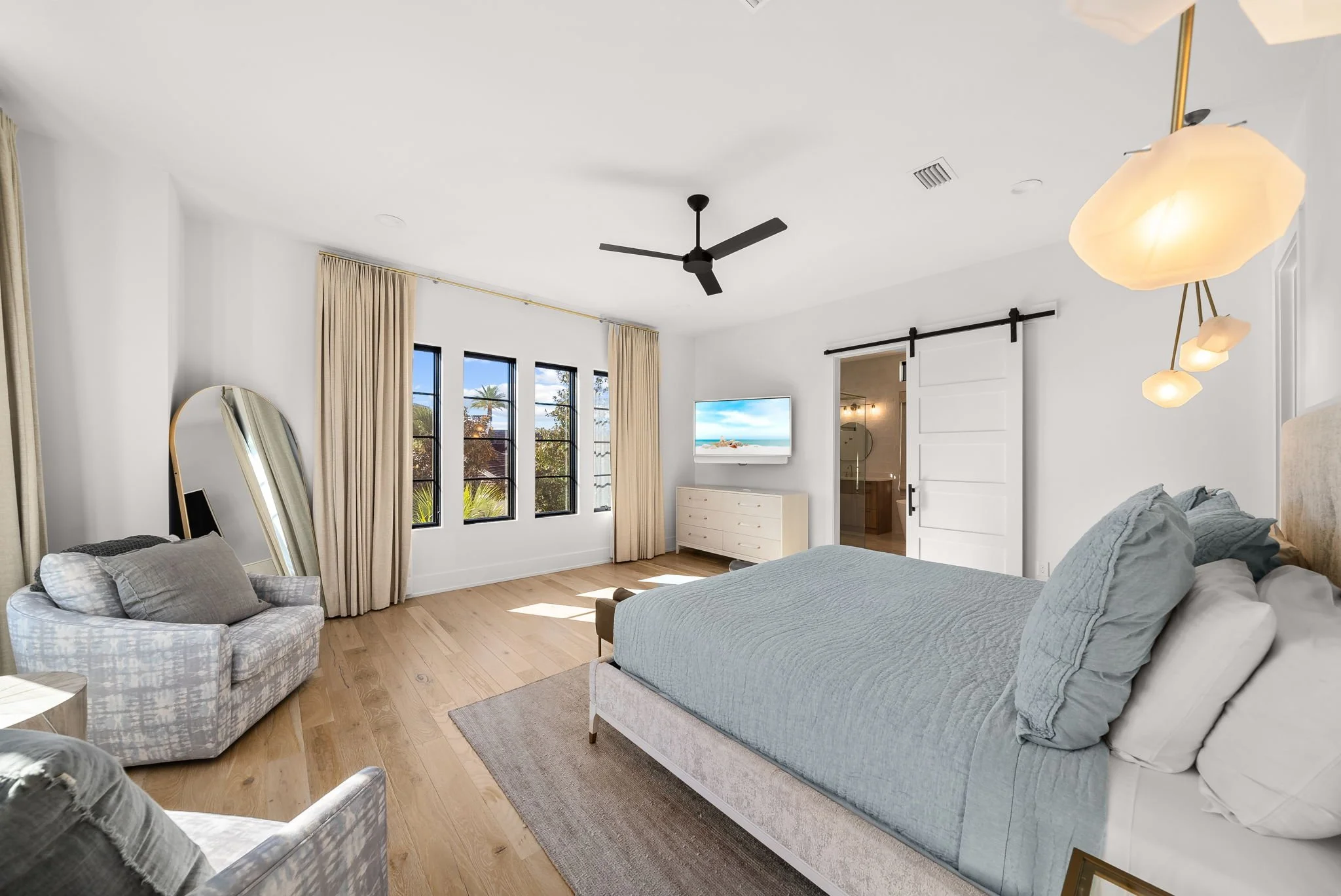 17-web-or-mls-373 Cypress Dr -17.jpg