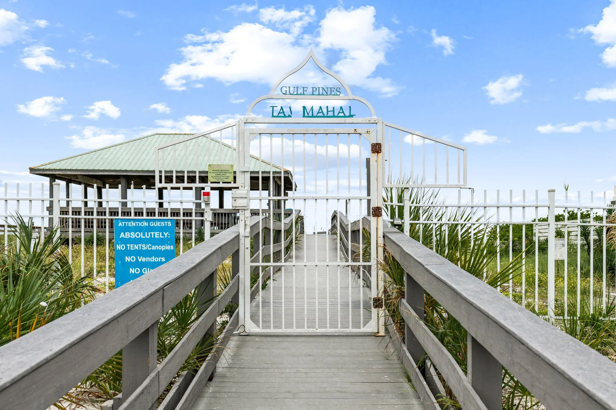 68-web-or-mls-PANHANDLE - 93 BEACH DR N - 52.jpg