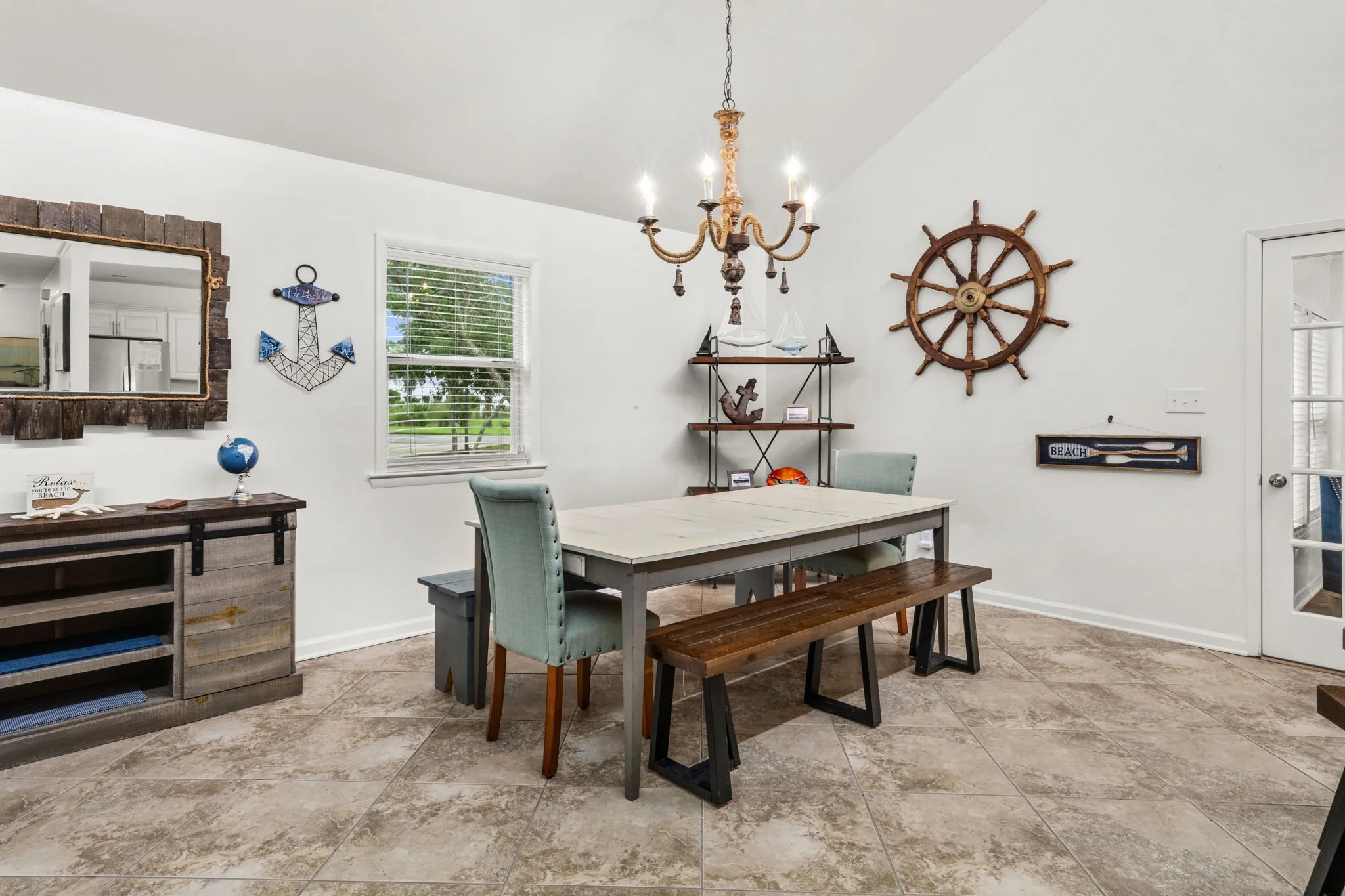 17-web-or-mls-PANHANDLE - 93 BEACH DR N - 11.jpg