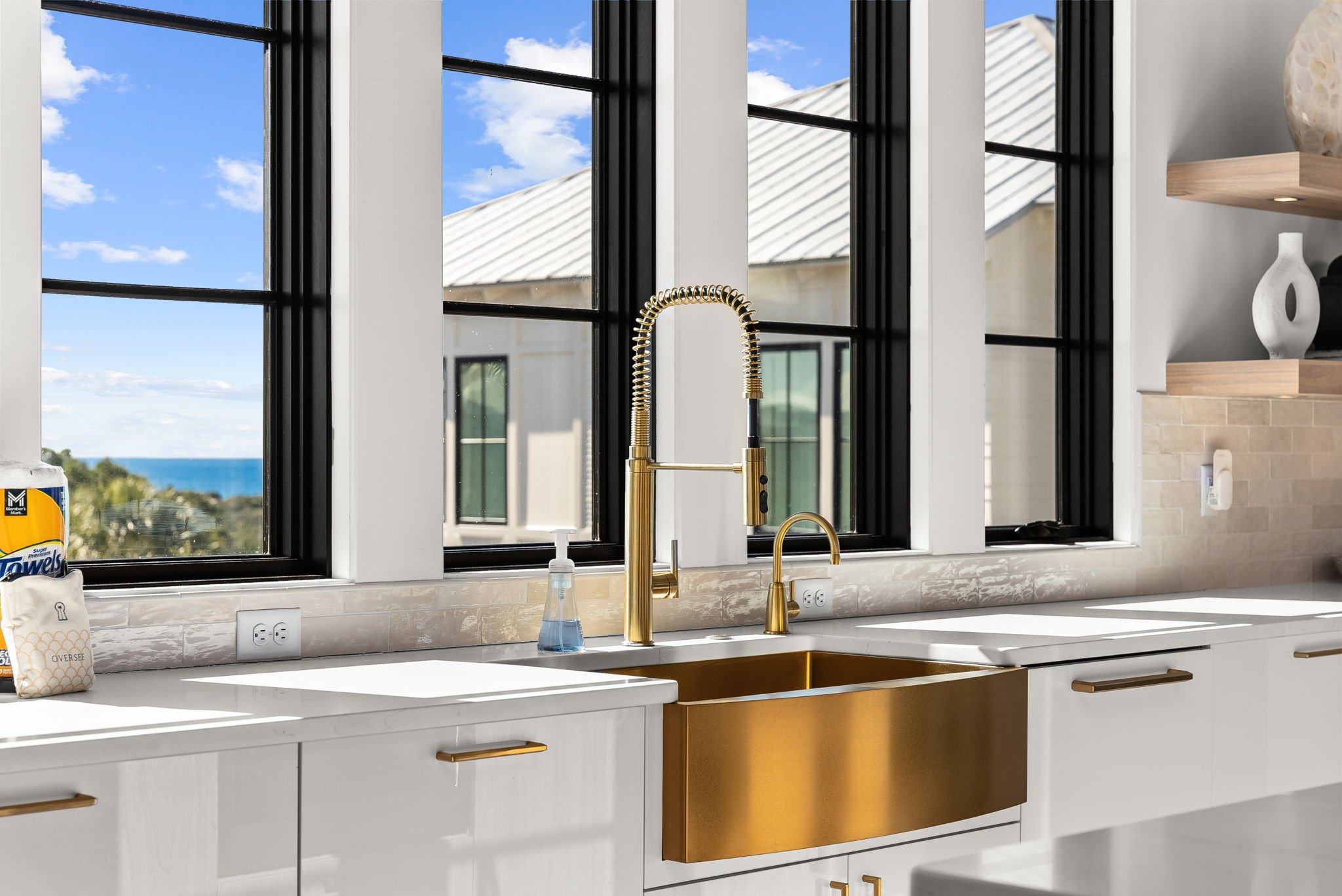 46-web-or-mls-373 Cypress Dr -46.jpg