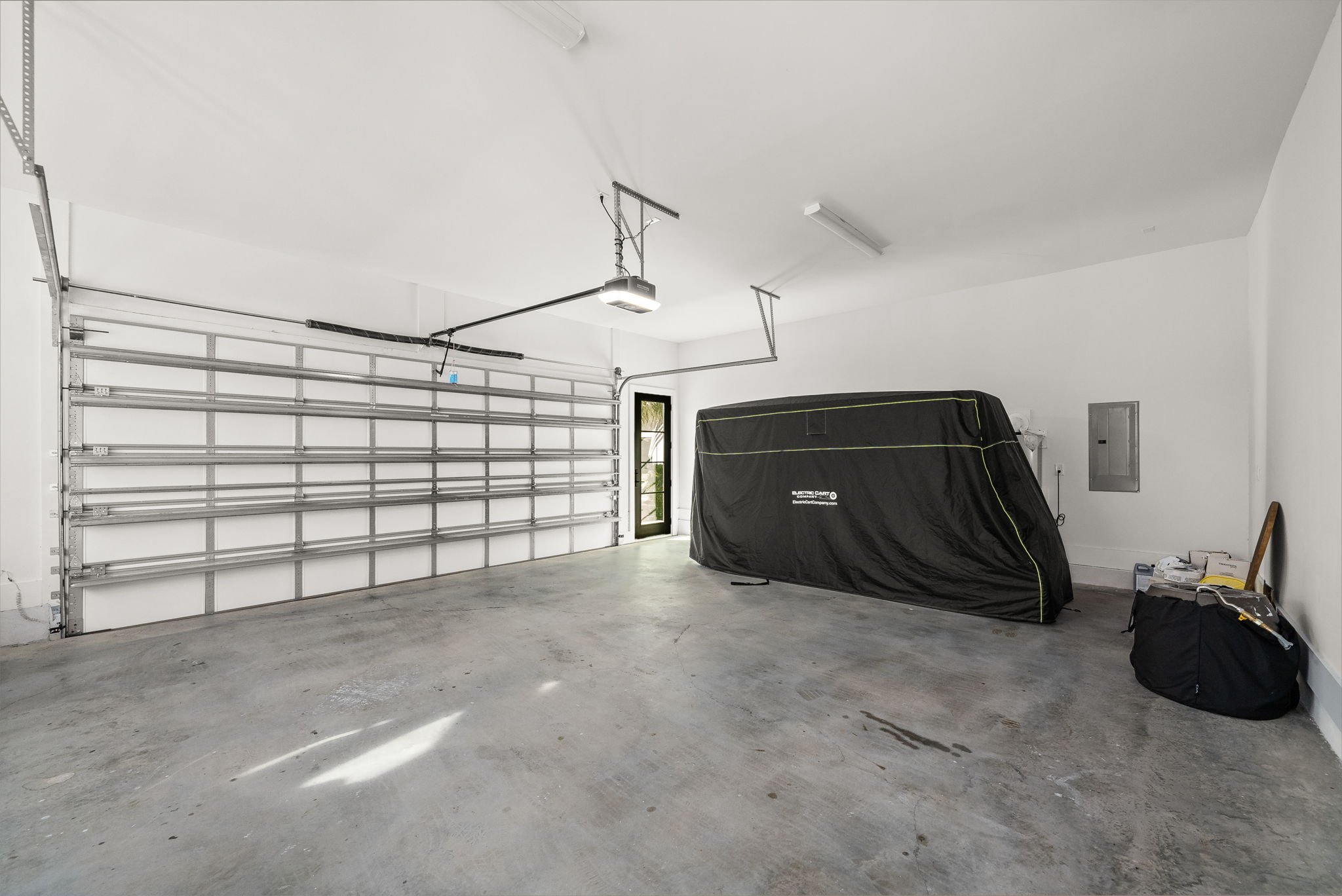 11-web-or-mls-373 Cypress Dr -11.jpg