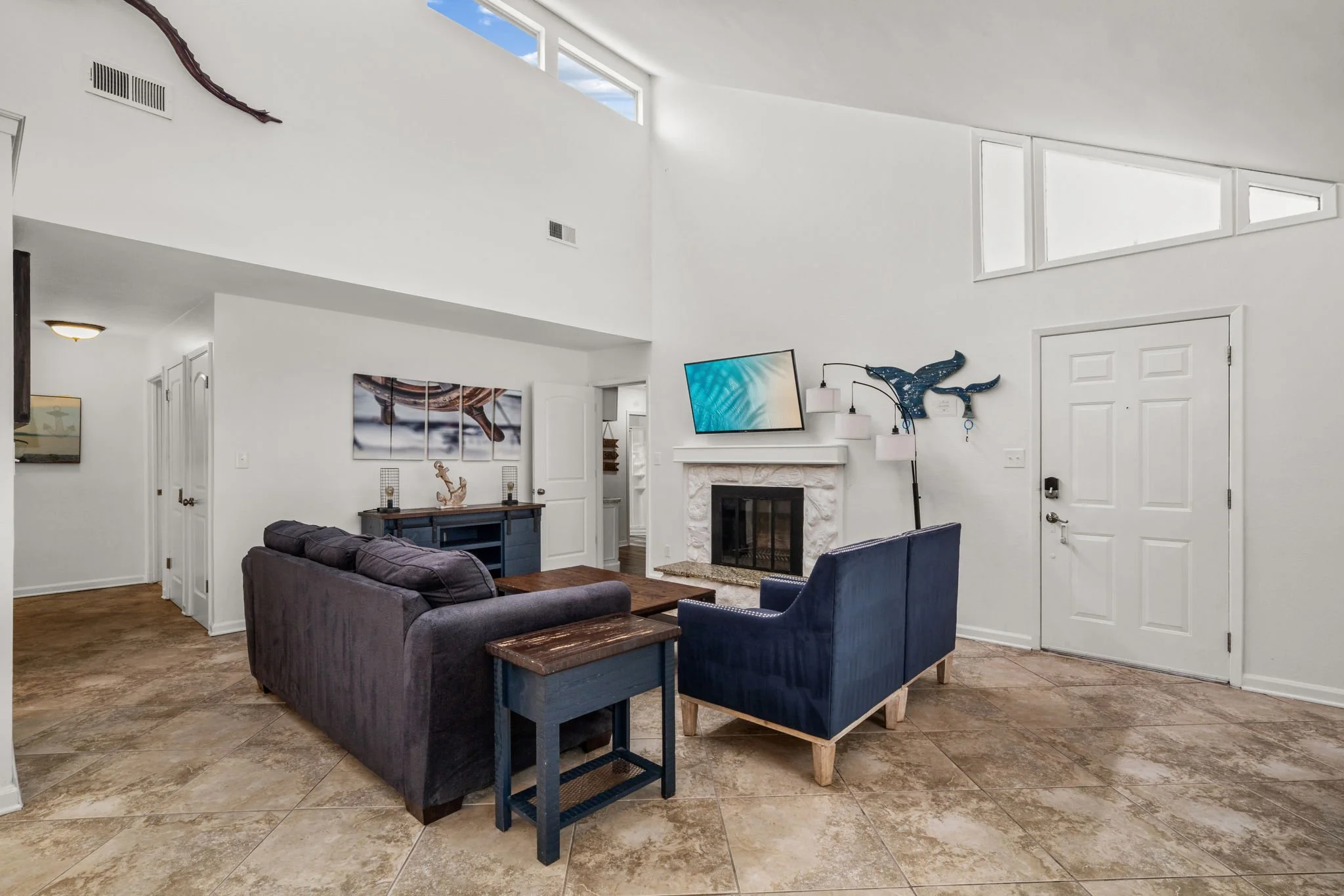 10-web-or-mls-PANHANDLE - 93 BEACH DR N - 04.jpg
