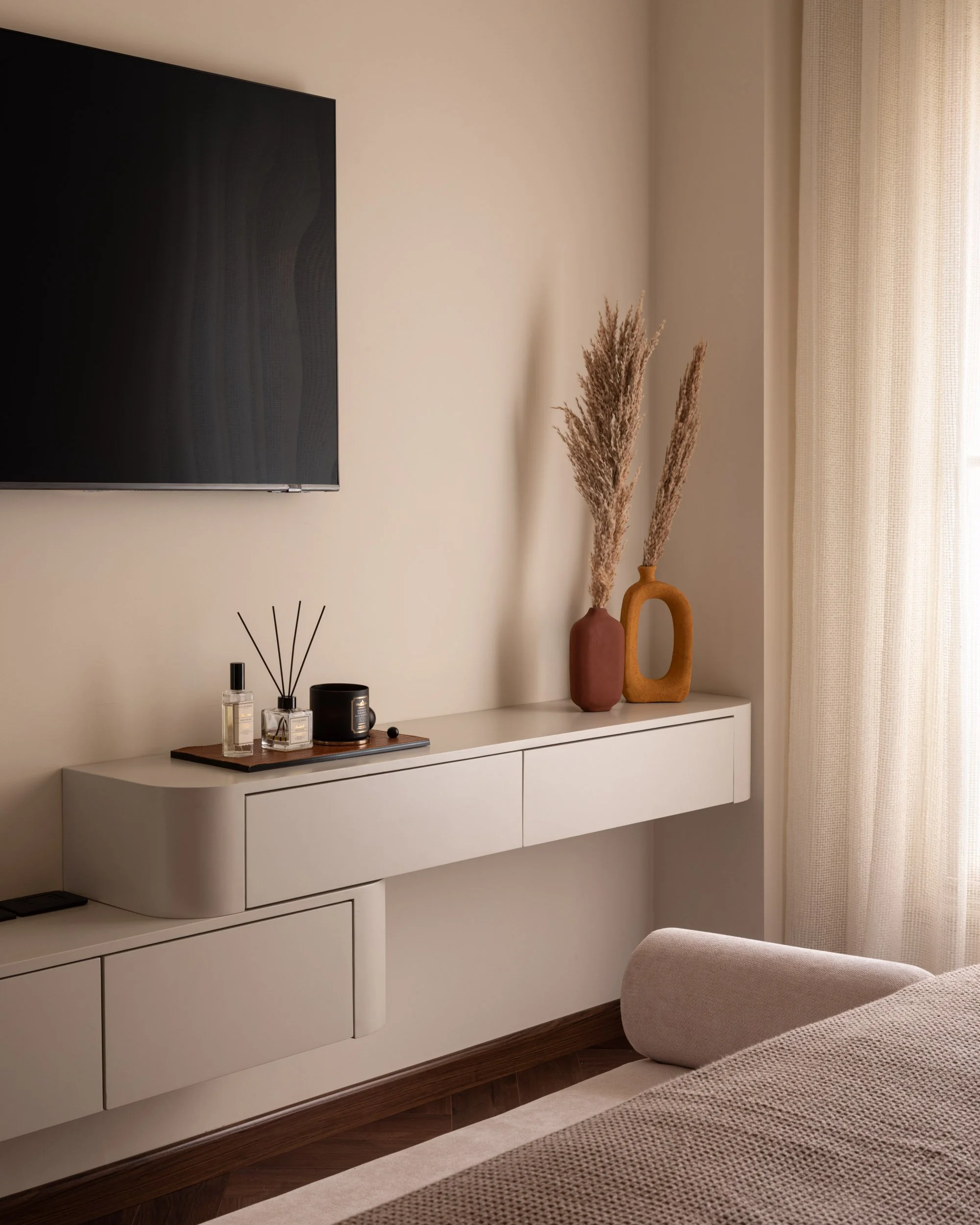  Nui Design Studio  Norm Contracting 