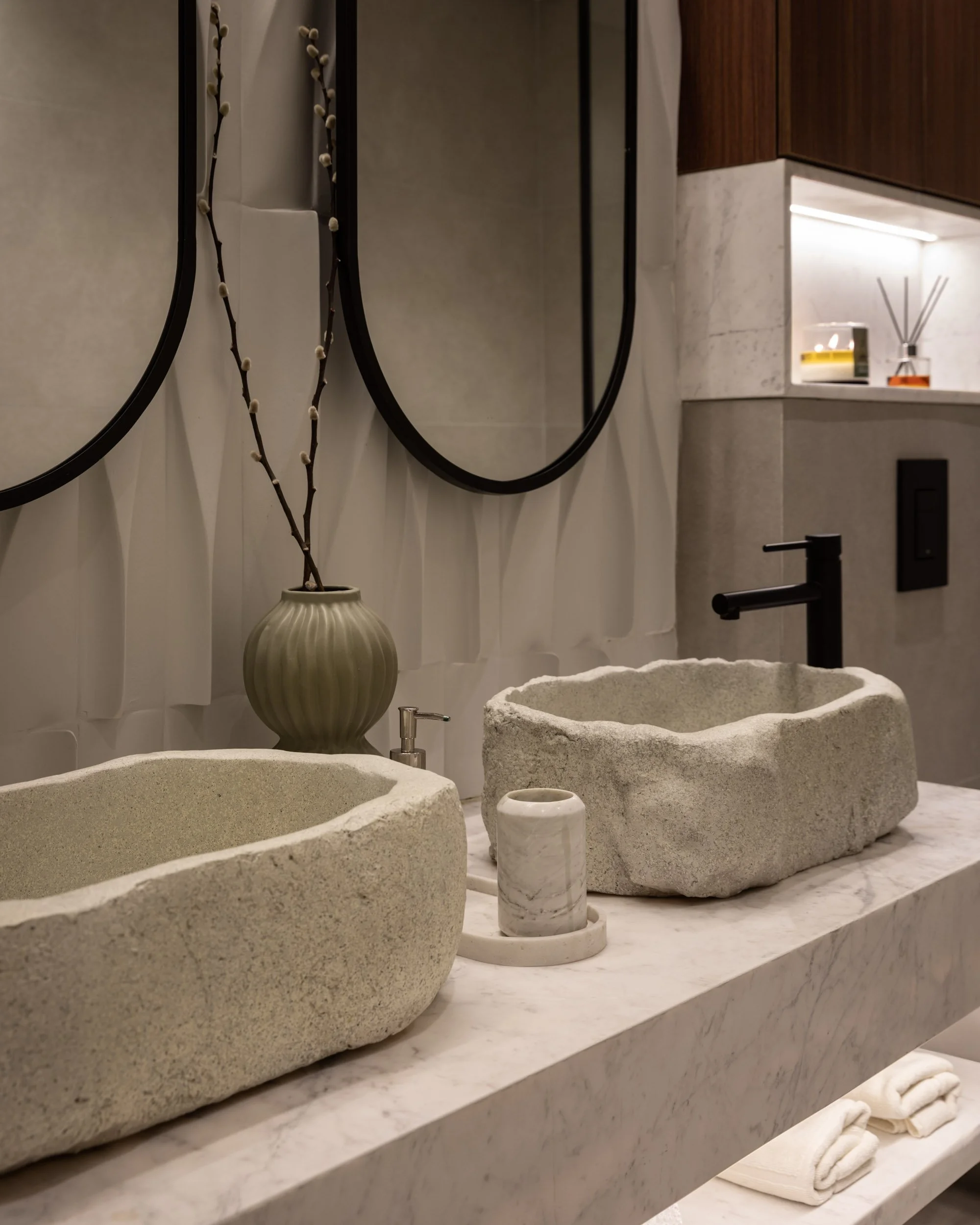  Nui Design Studio  Norm Contracting 