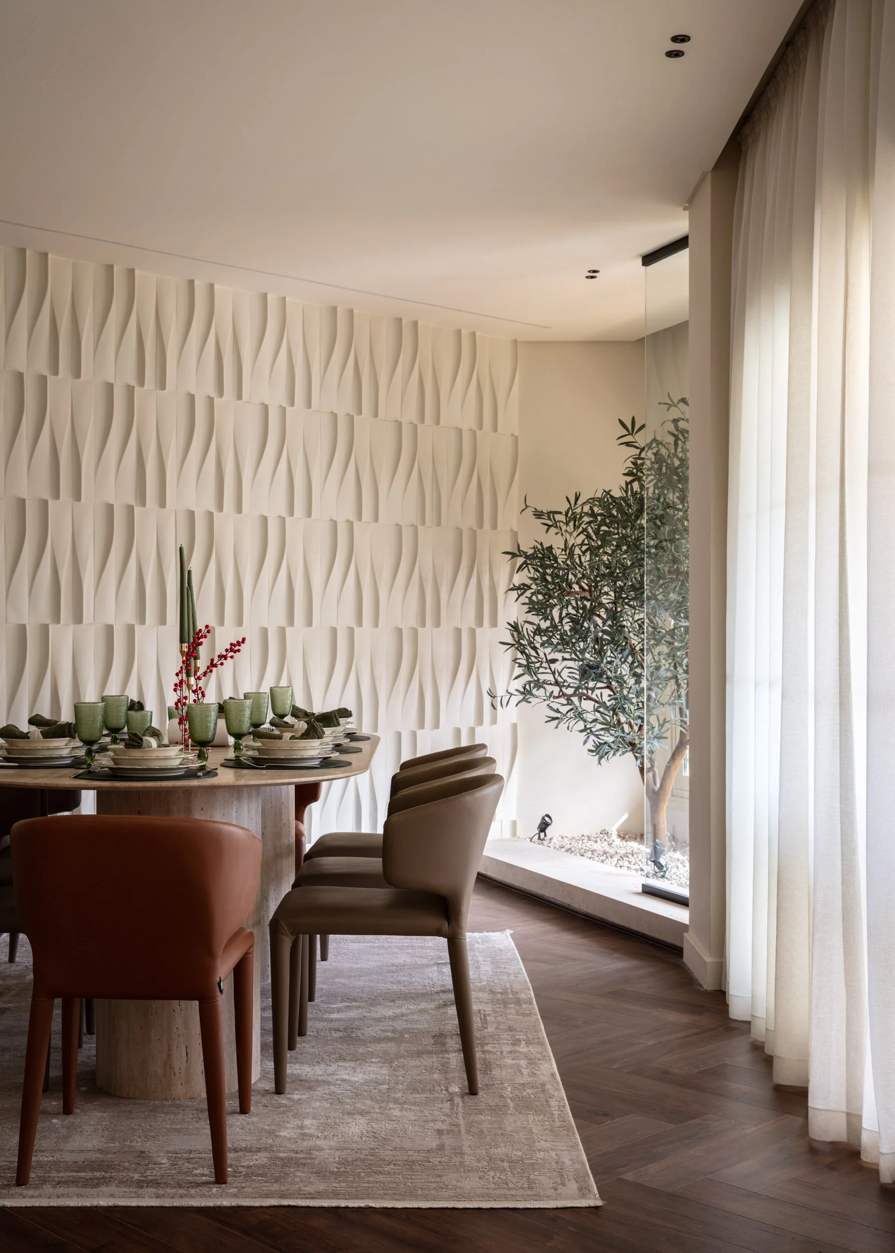  Nui Design Studio  Norm Contracting 