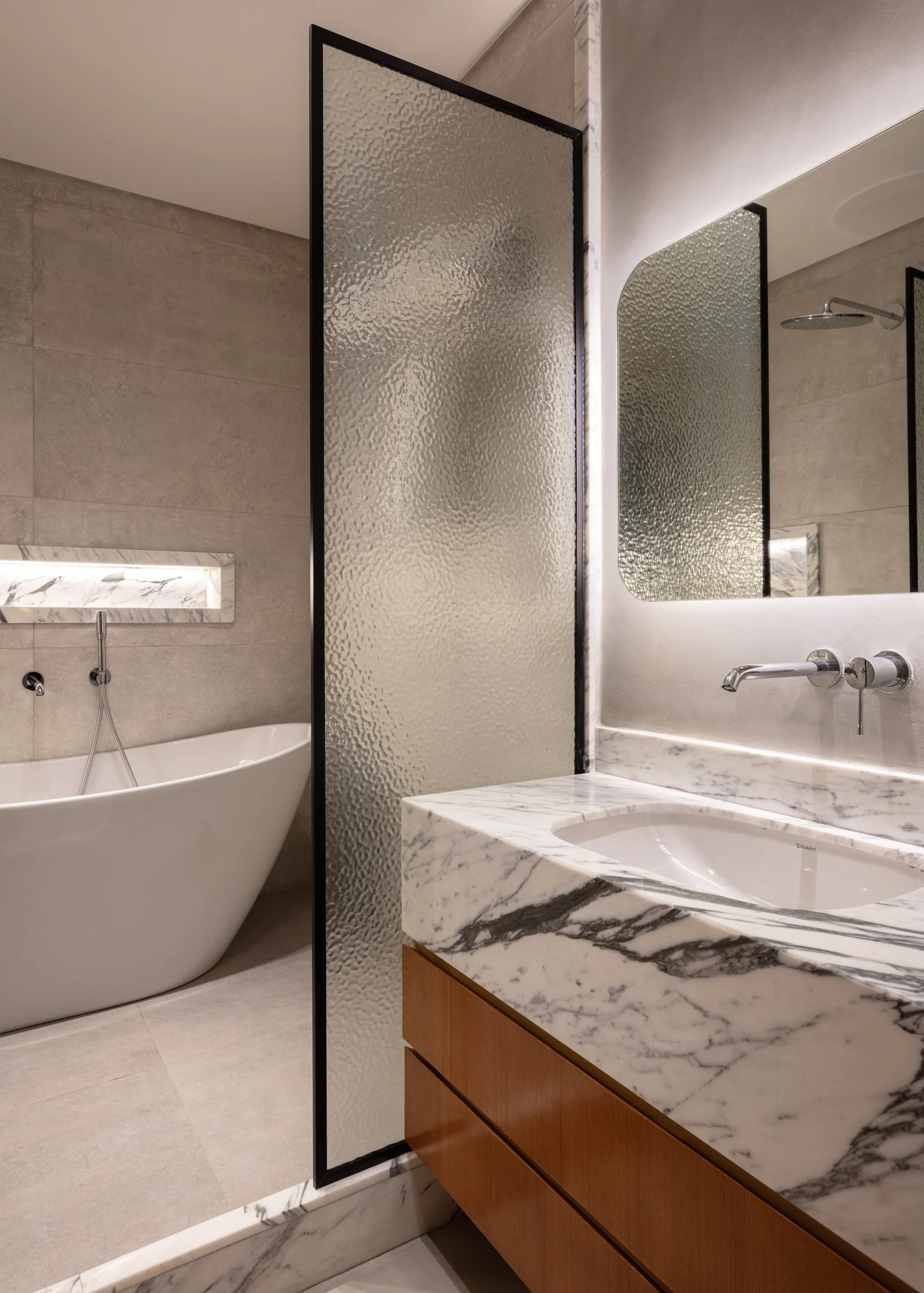  Upscale Contracting 