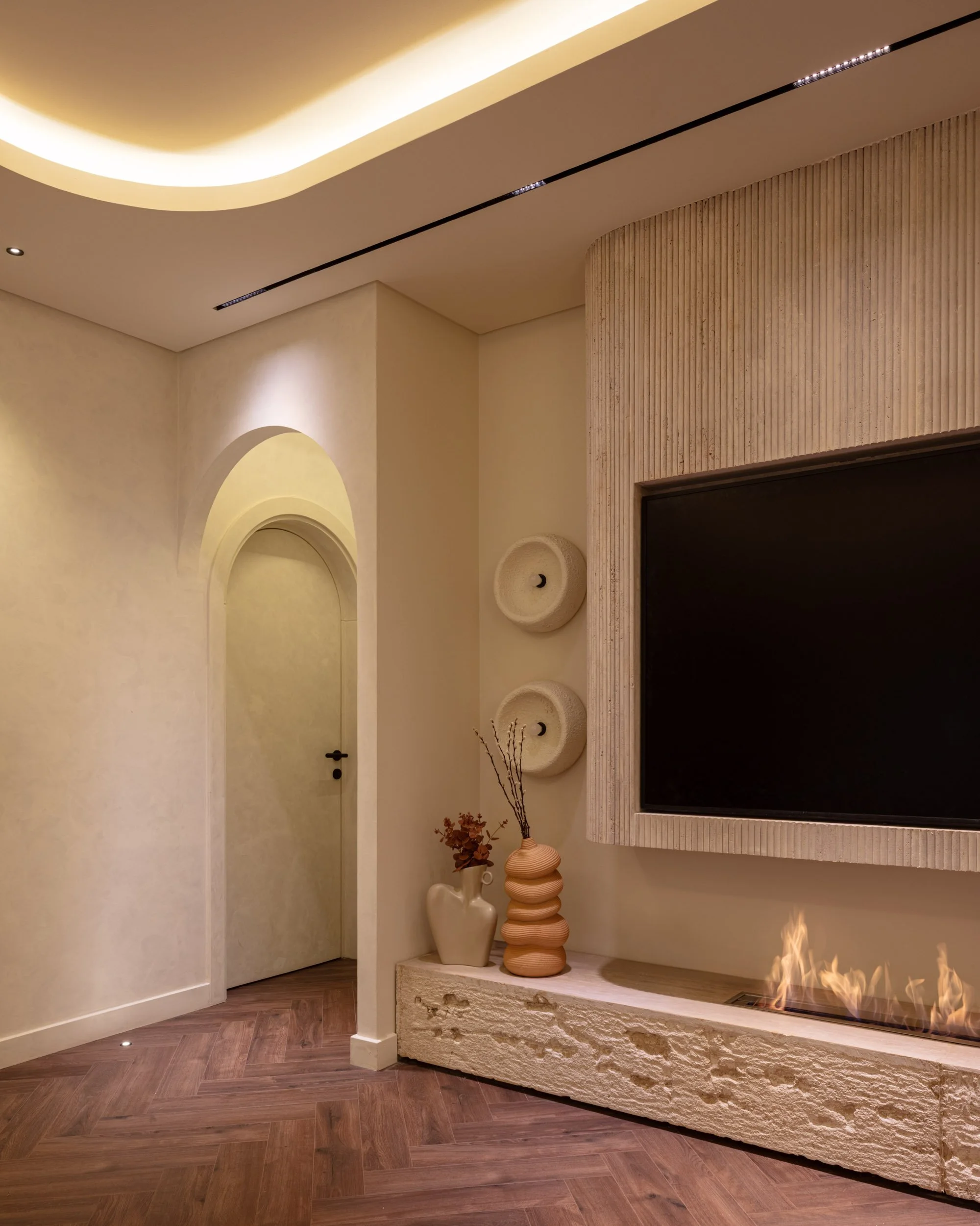  Nui Design Studio  Norm Contracting 