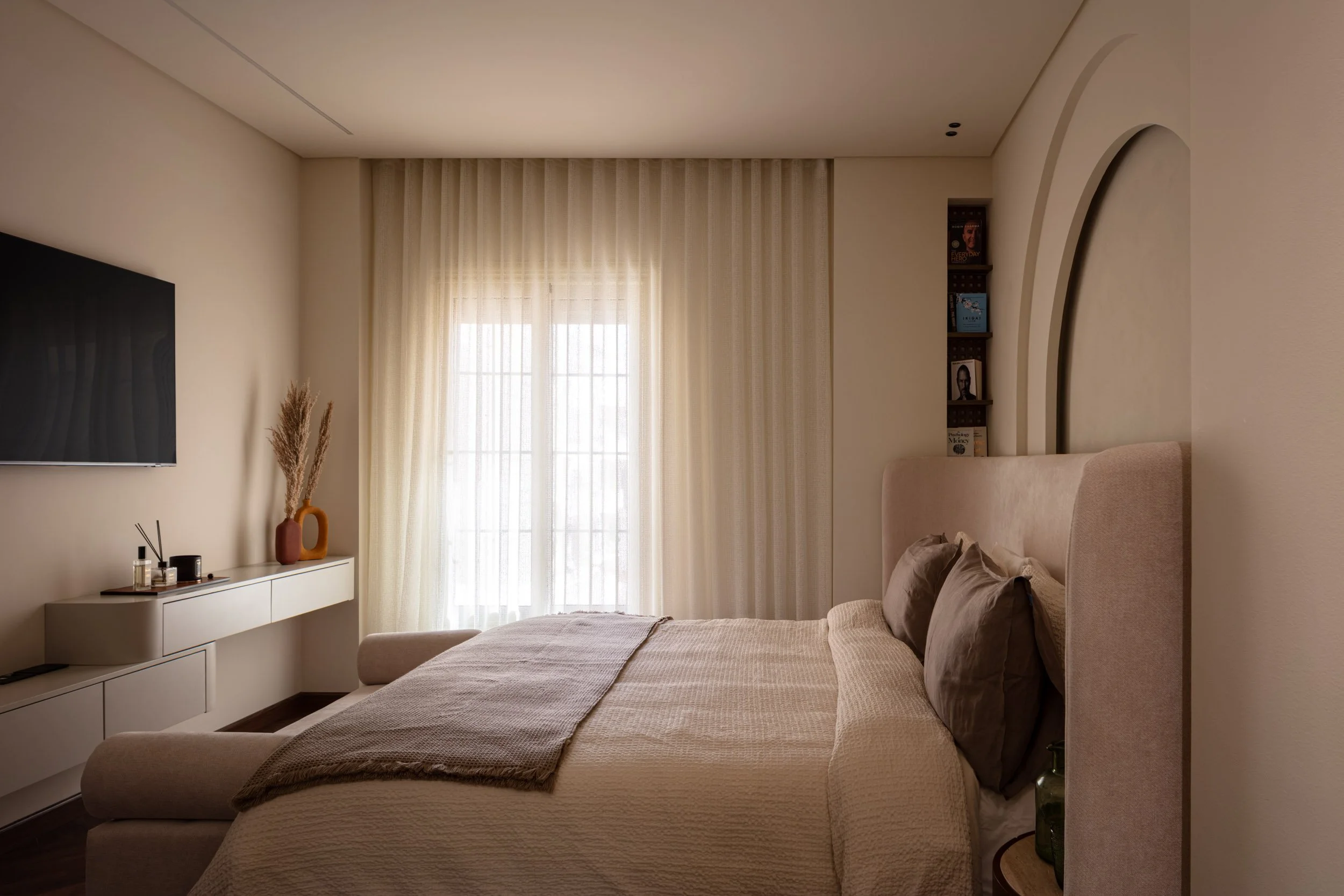  Nui Design Studio  Norm Contracting 