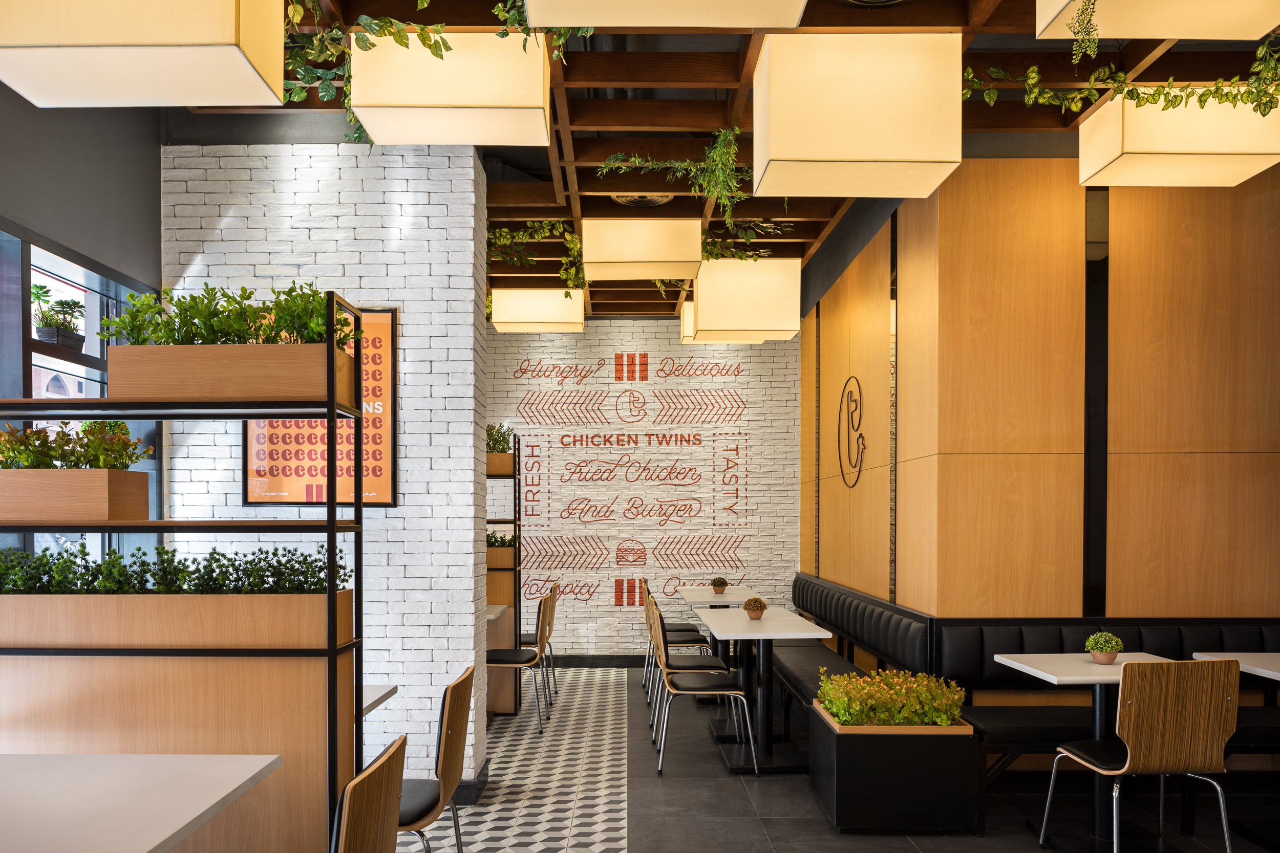 Chicken Twins Restaurant - Mattet Design