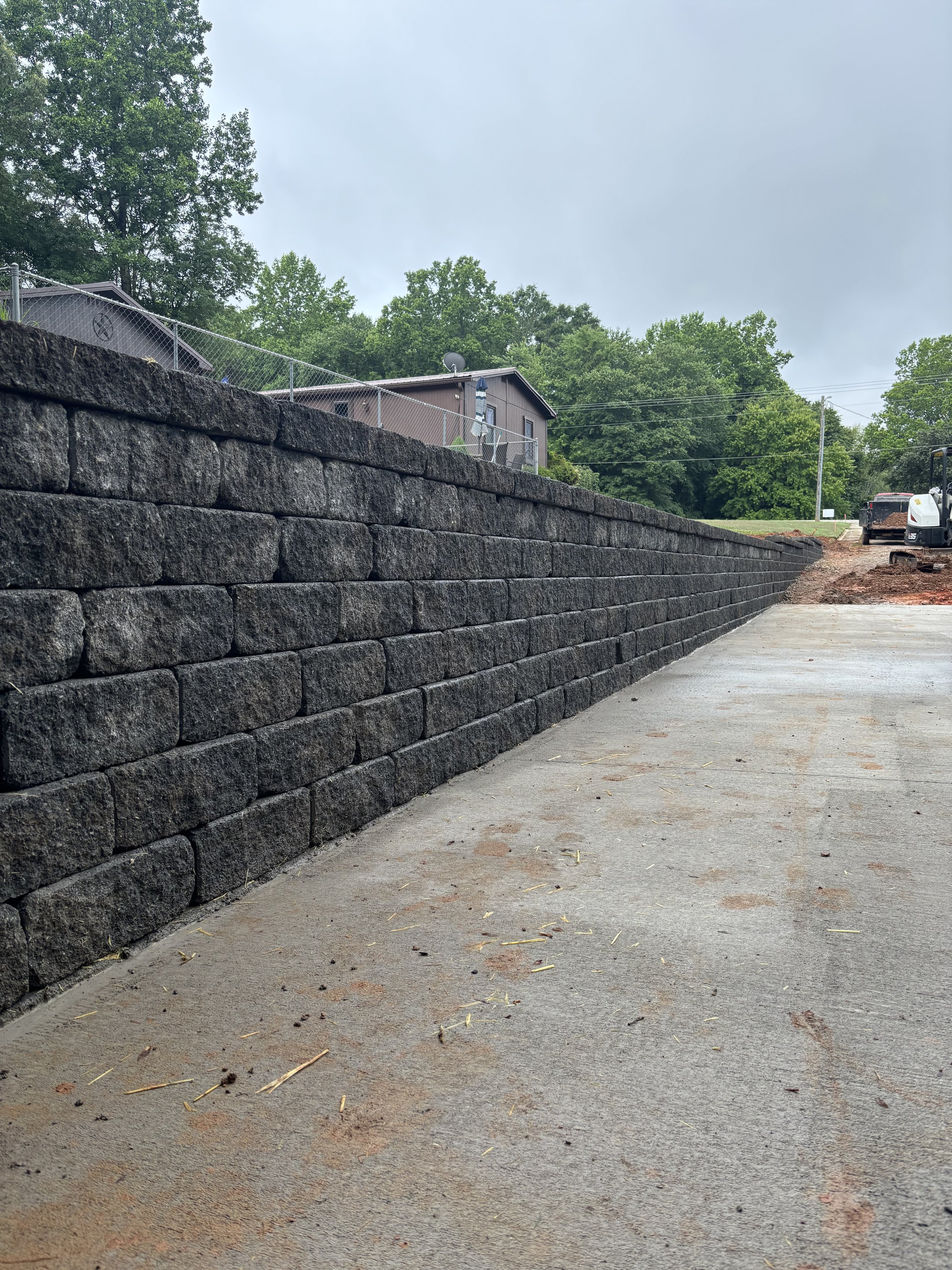 Retaining wall