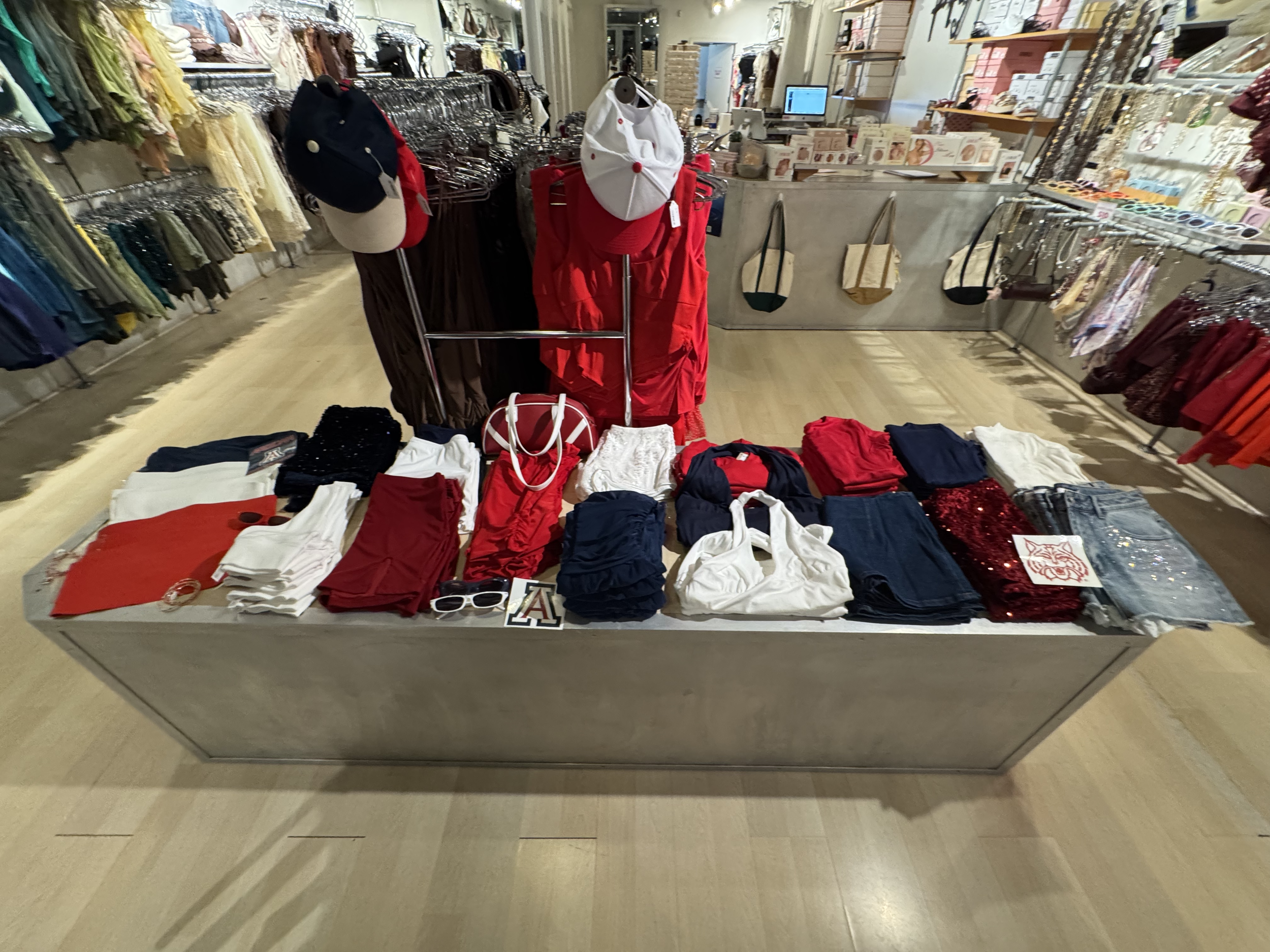 University of Arizona Themed Platform