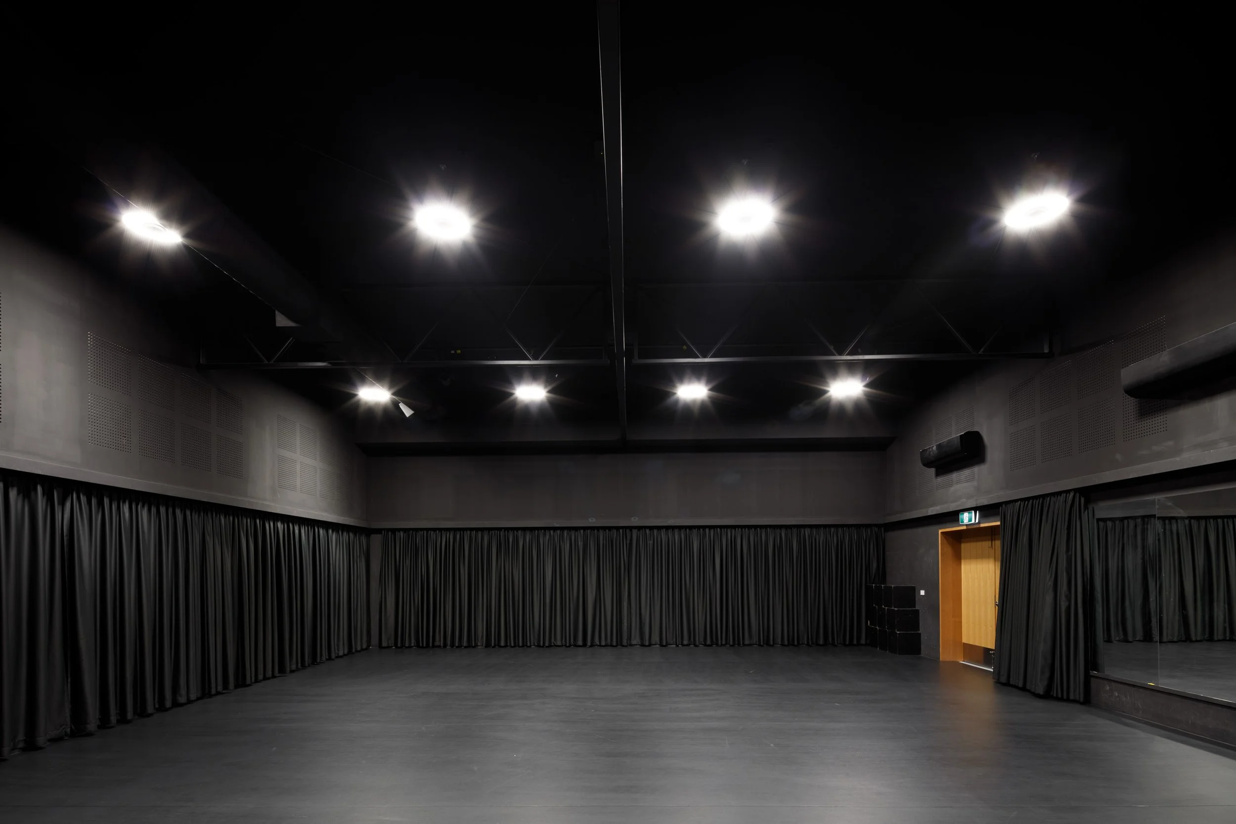 ST VIRGILS COLLEGE 
NEW MUSIC AND DRAMA FACILITY