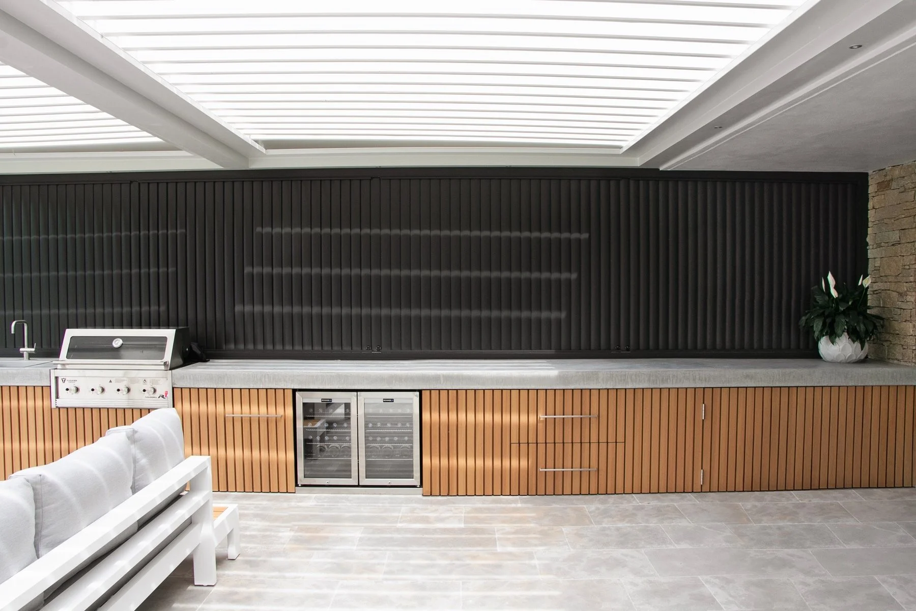 Custom outdoor kitchen joinery and built in BBQ, high end landscapers Sutherland Shire NSW