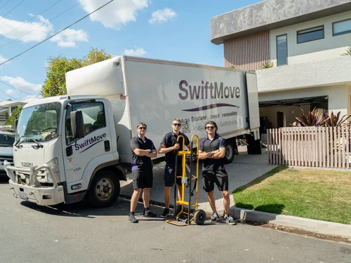 SwiftMove reliable moving team