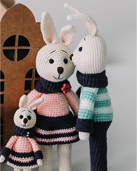 easter-composition-with-cute-family-handmade-knitted-bunny-rabbits+%282%29.jpg