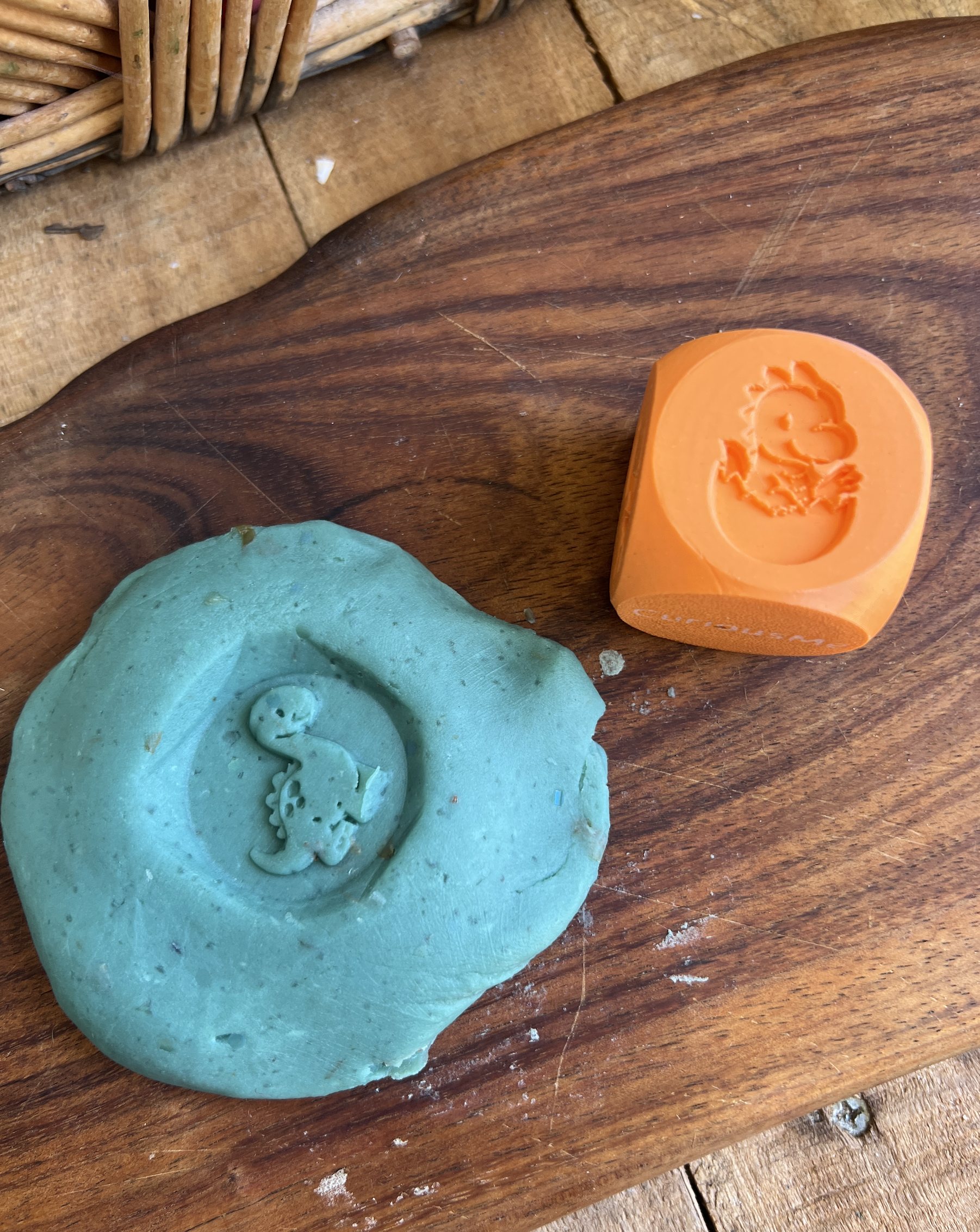 Dinosaur Curious Cube – 4-Sided Dough Stamp