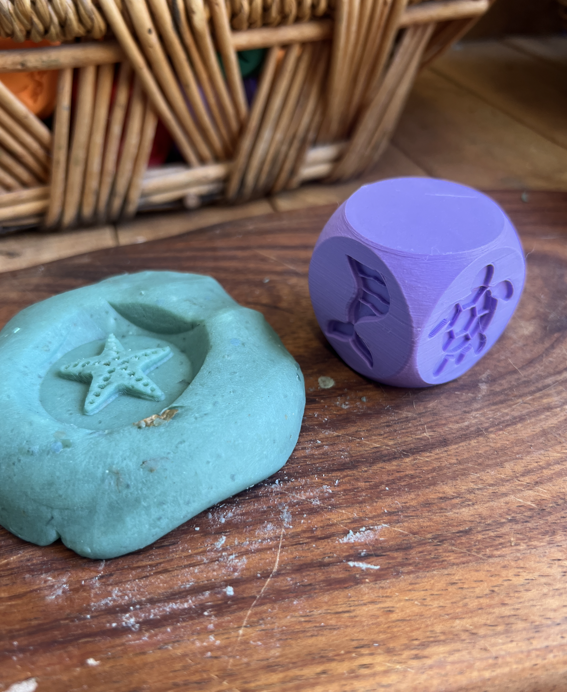 Under Water Curious Cube – 4-Sided Dough Stamp