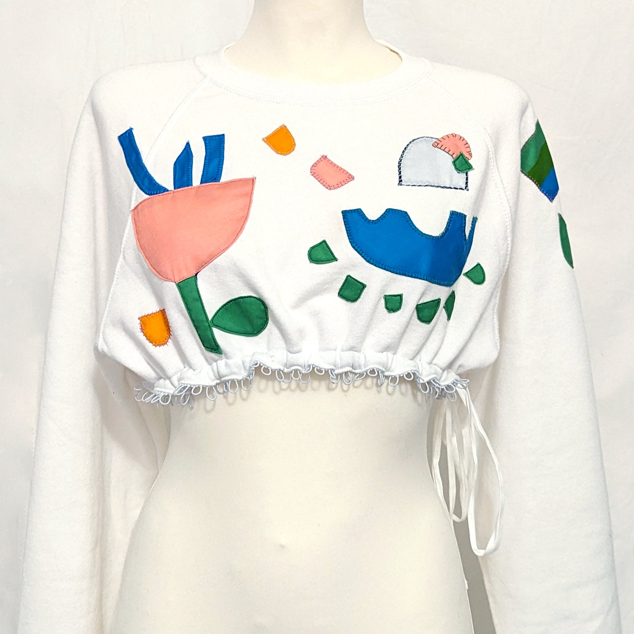 ncreatrix-patch-sweater-cropped-front.jpeg