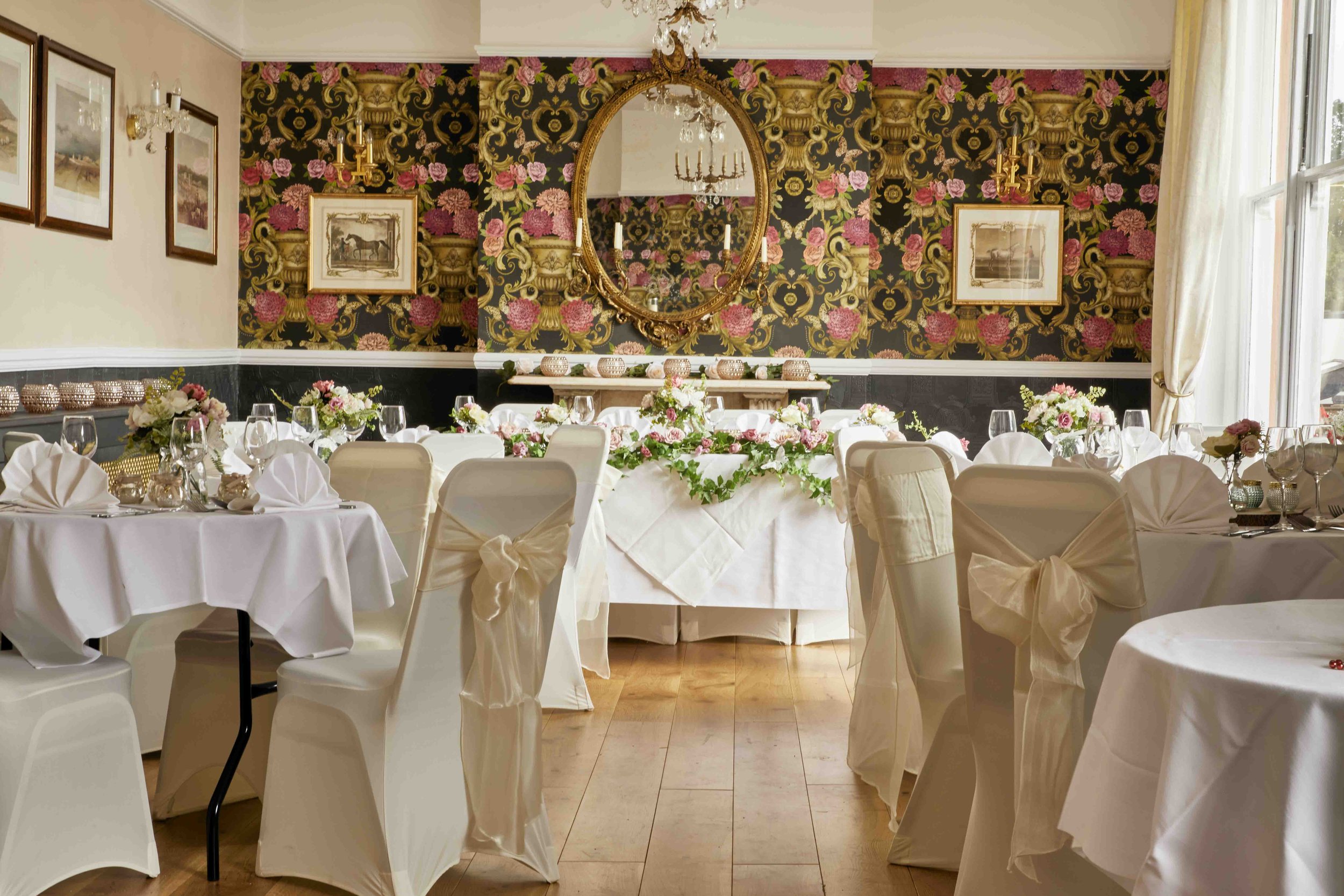 FUNCTION ROOM_19.JPG