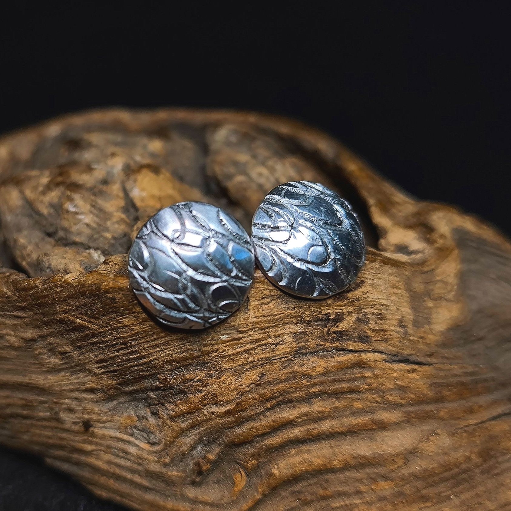 Ohrstecker, rund, gewölbt, Silber, 9 mm, Unikat