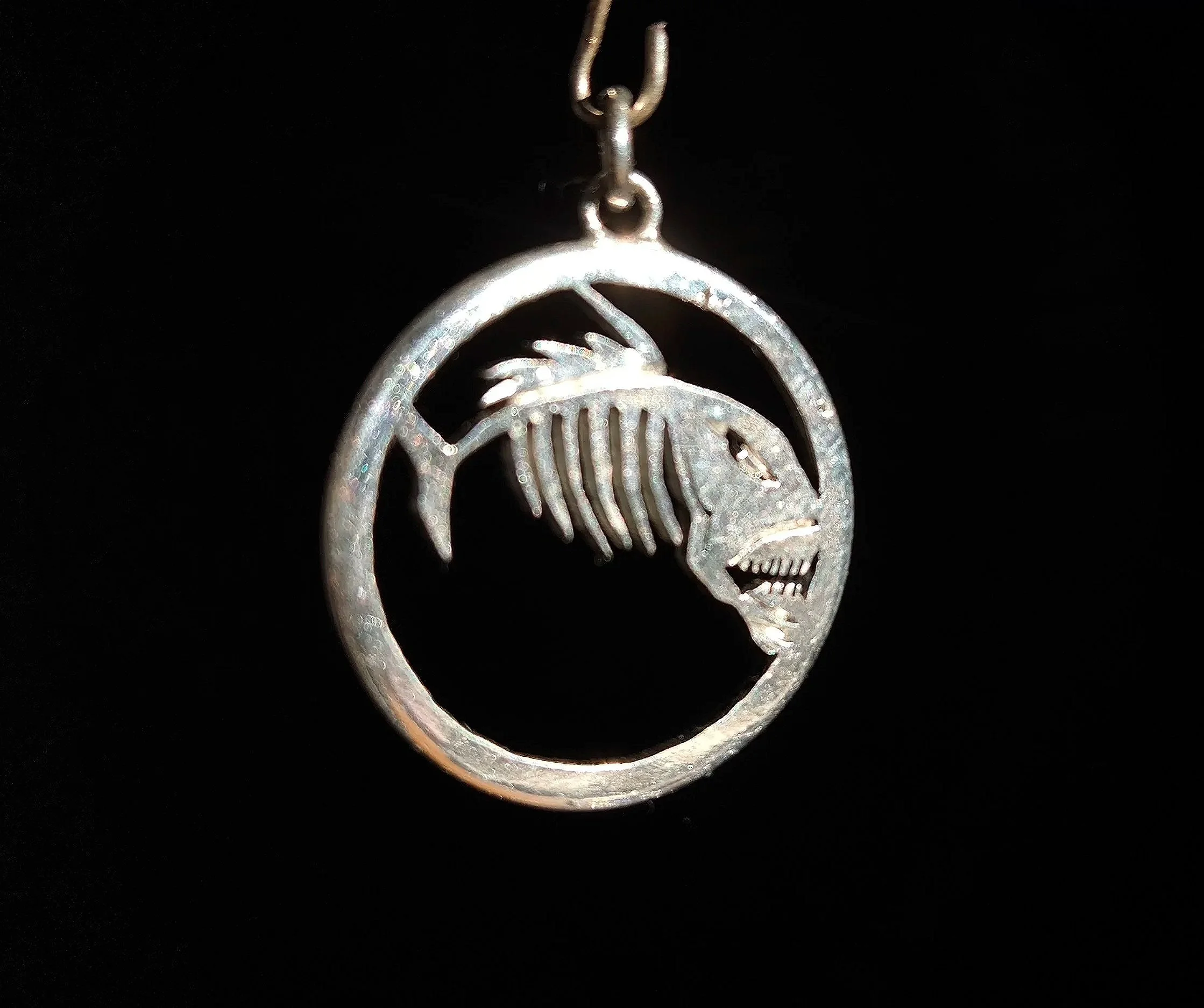 Sternzeichen Fisch, Kettenanhänger